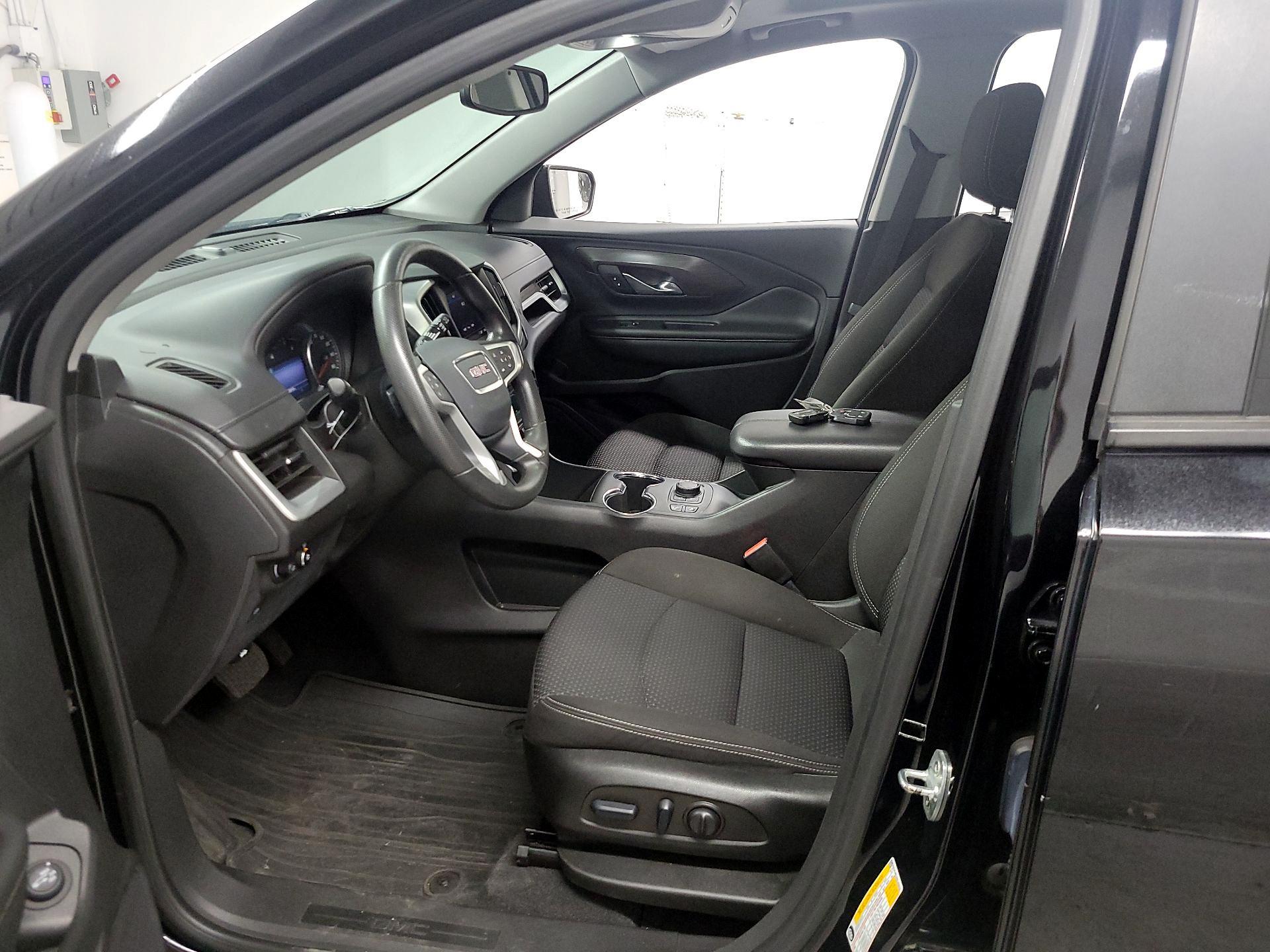 Thumbnail: 2022 GMC Terrain - 11