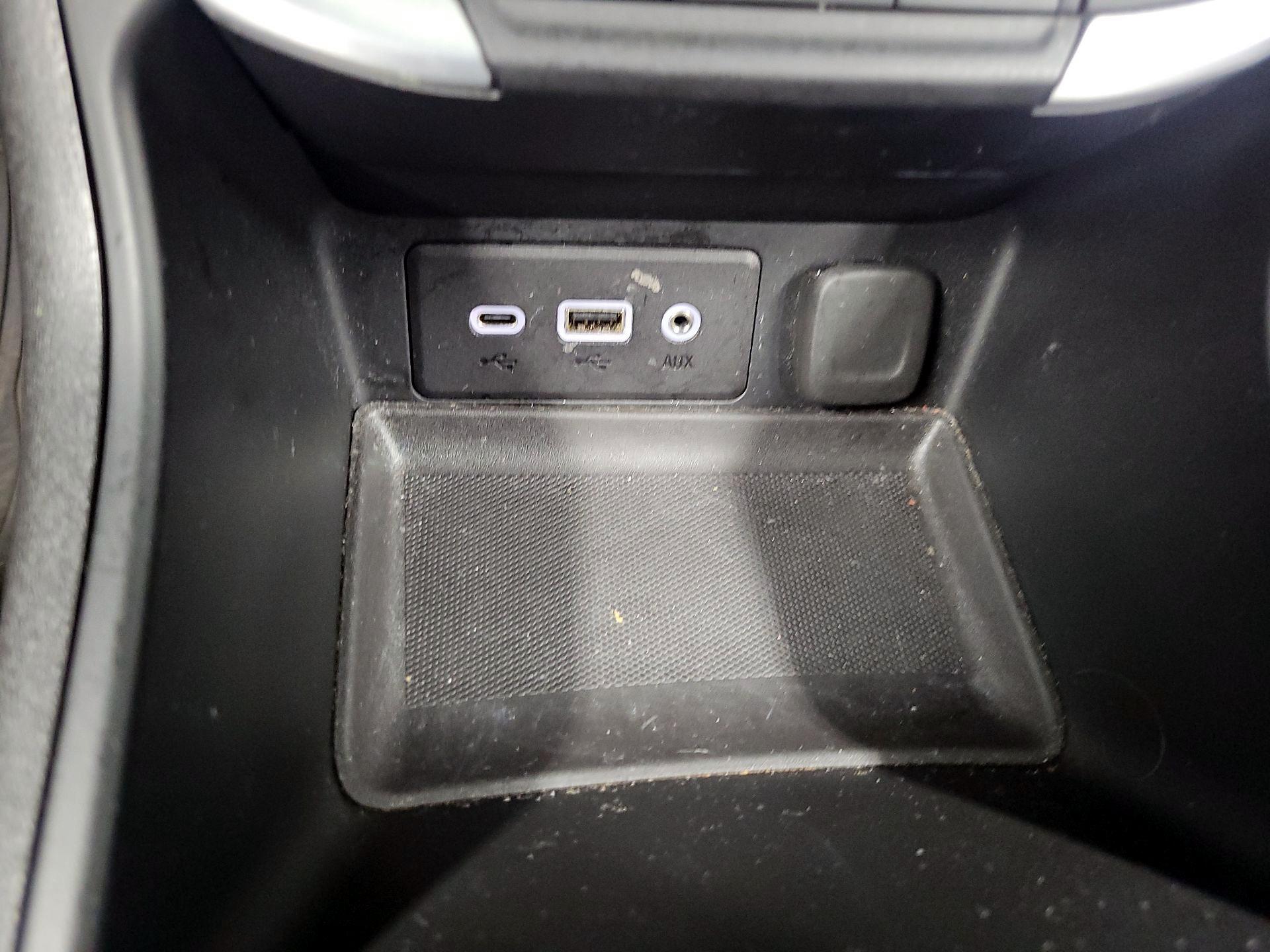 Thumbnail: 2022 GMC Terrain - 18