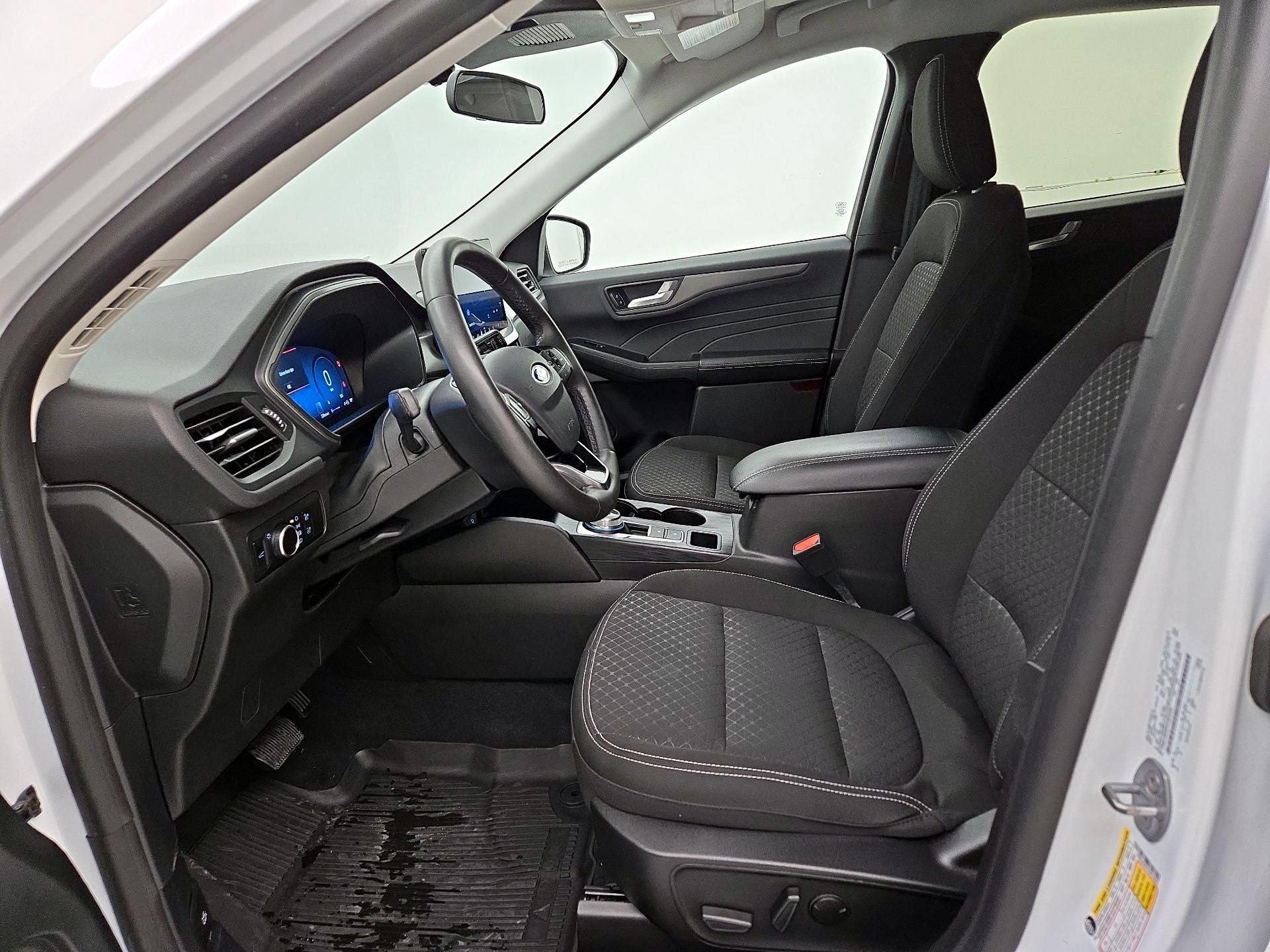 Thumbnail: 2023 Ford Escape - 11