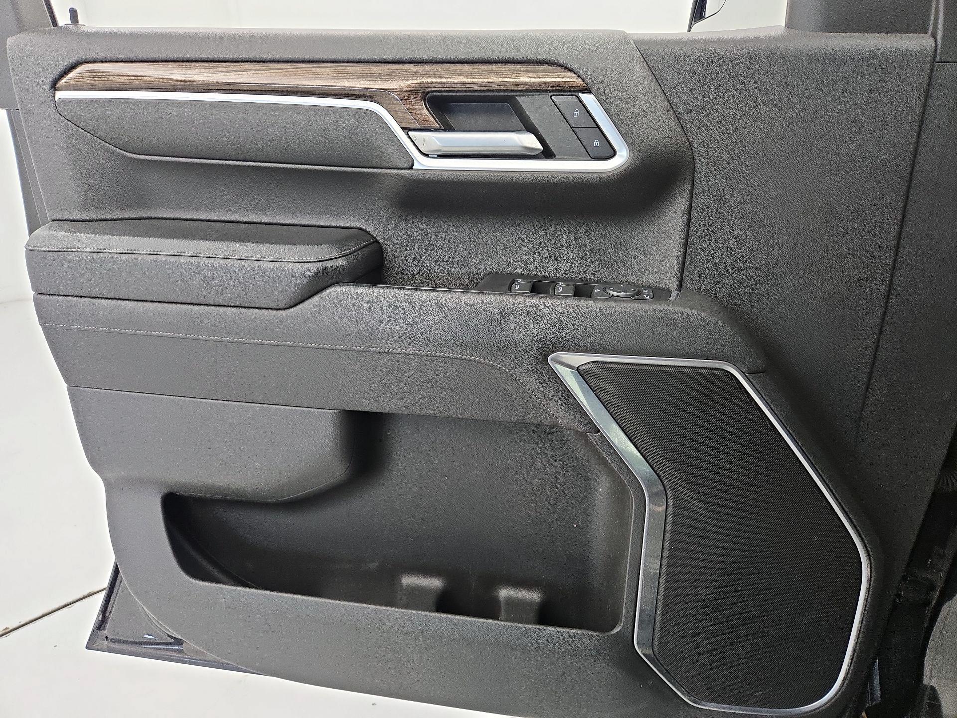 Thumbnail: 2022 Chevrolet Silverado 1500 - 12