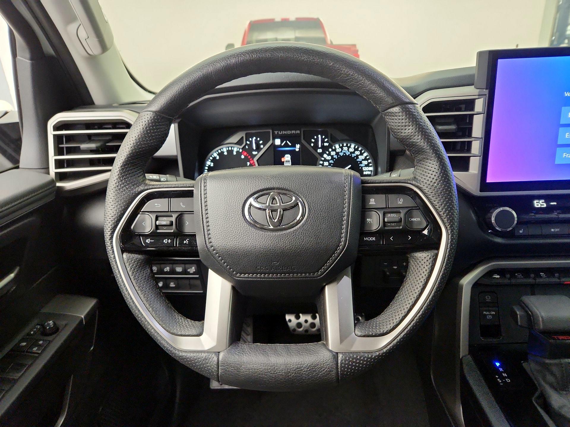 Thumbnail: 2022 Toyota Tundra - 10