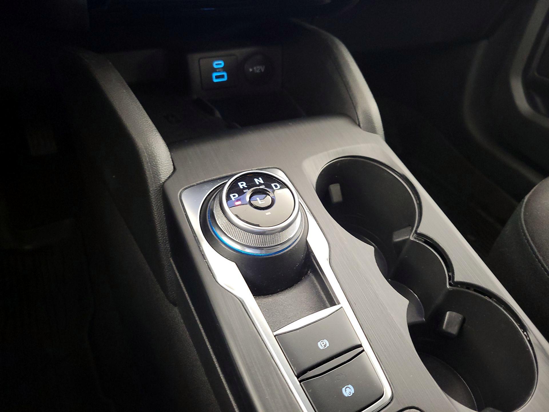 Thumbnail: 2023 Ford Escape - 17