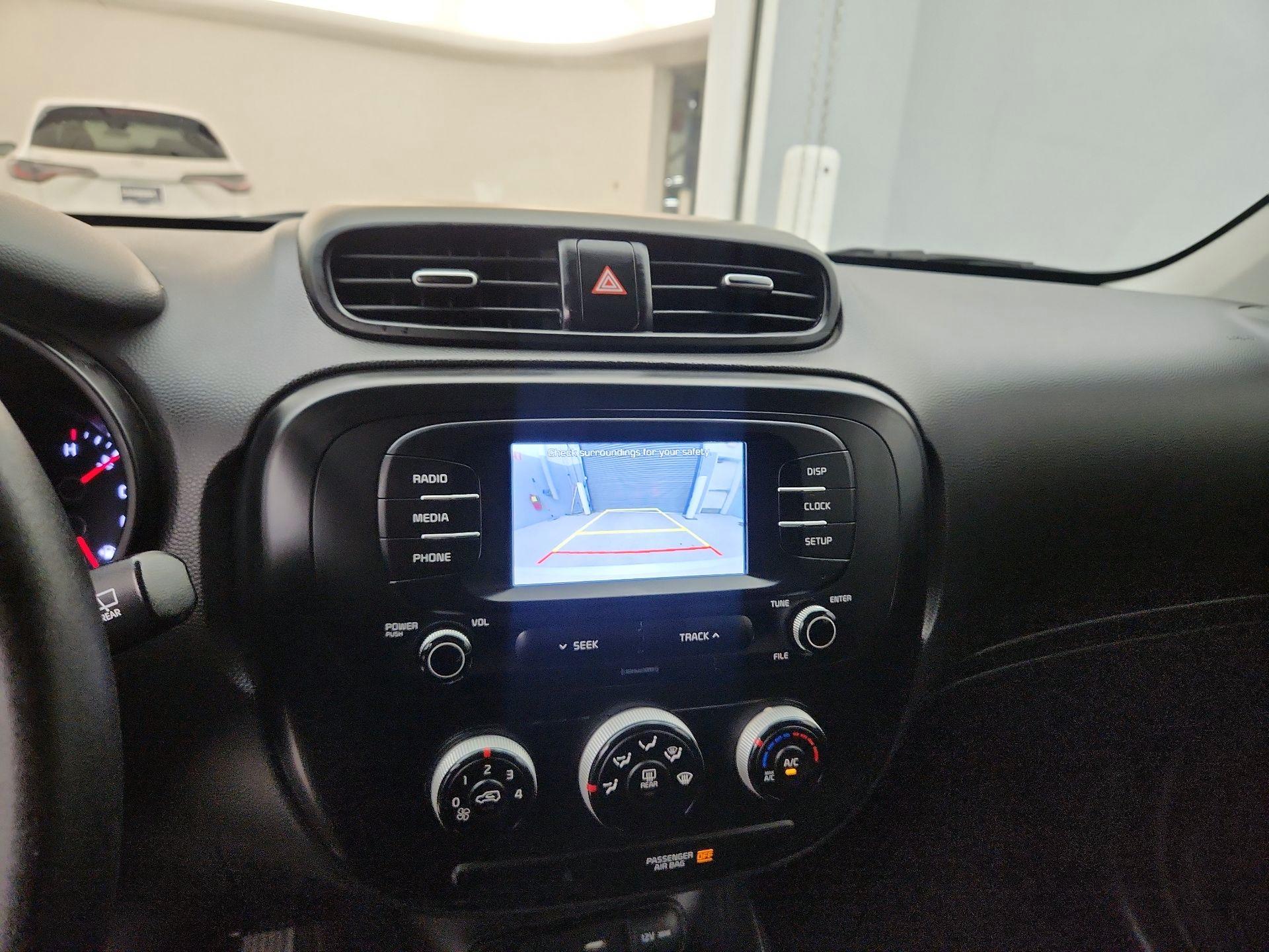 Thumbnail: 2019 Kia Soul - 14