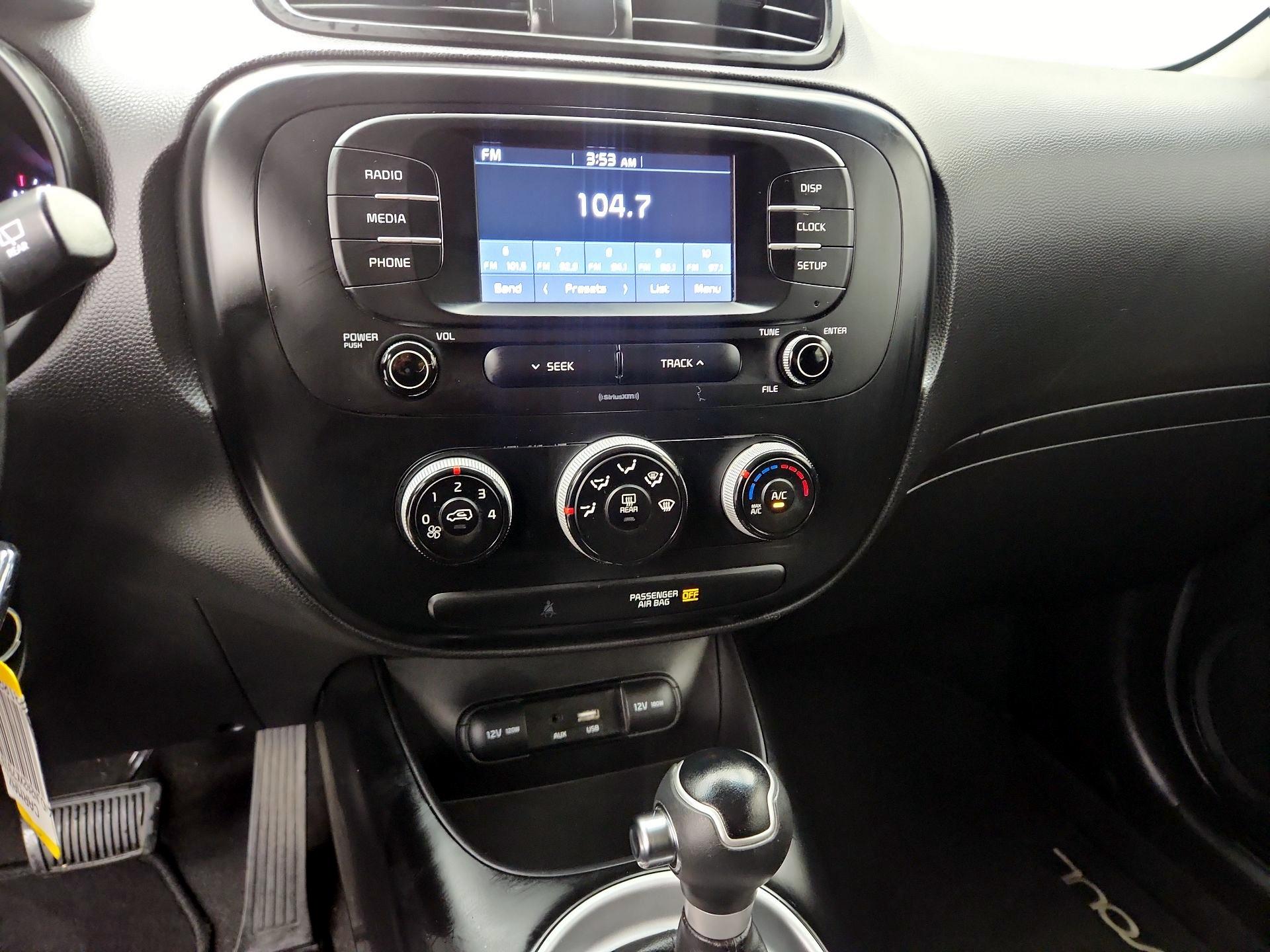 Thumbnail: 2019 Kia Soul - 16