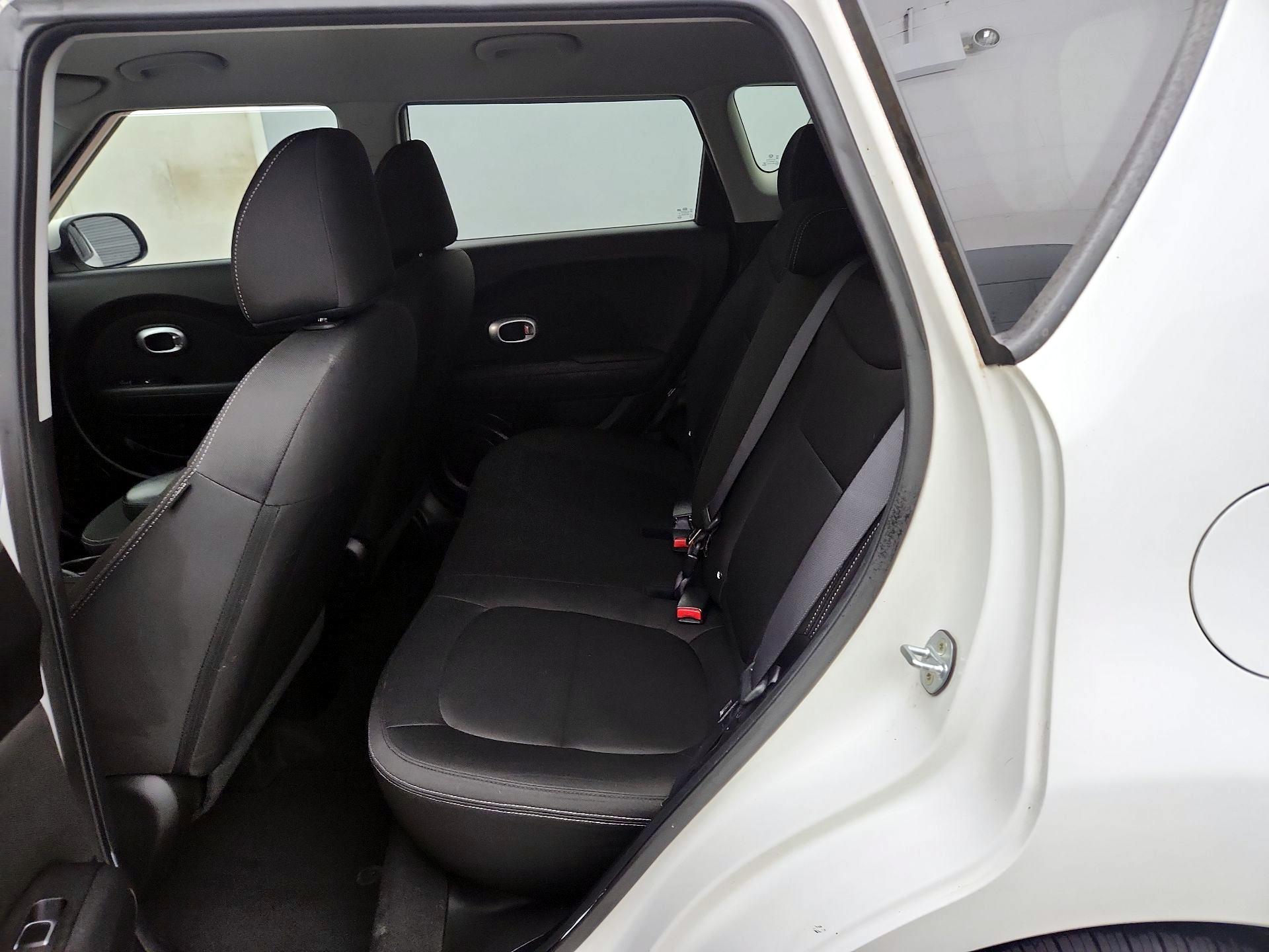 Thumbnail: 2019 Kia Soul - 19