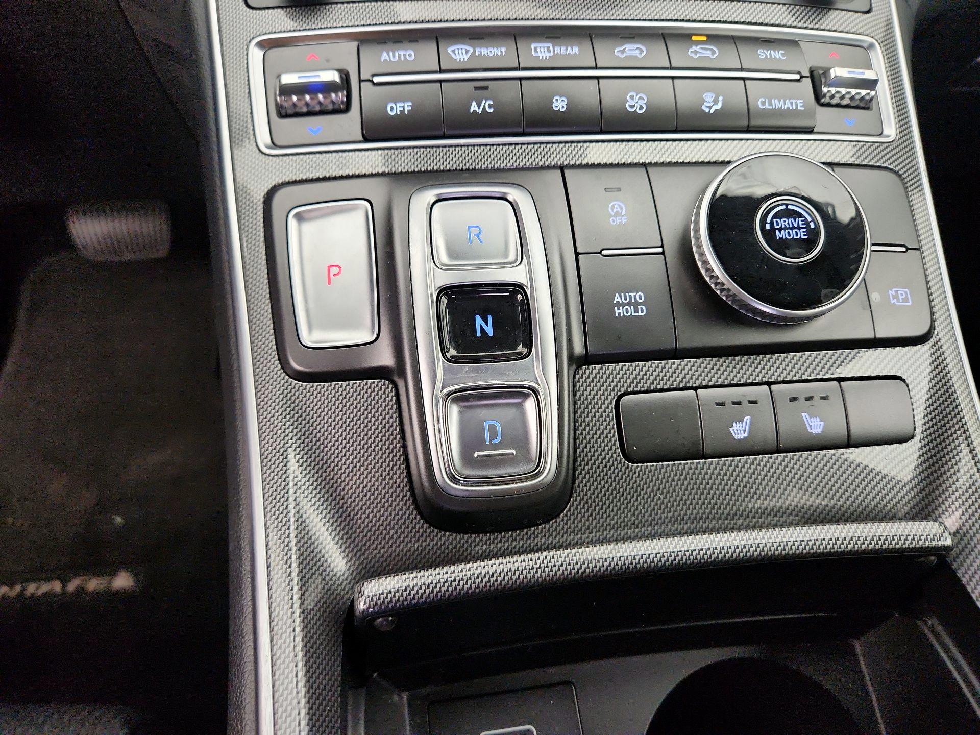 Thumbnail: 2023 Hyundai Santa Fe - 18