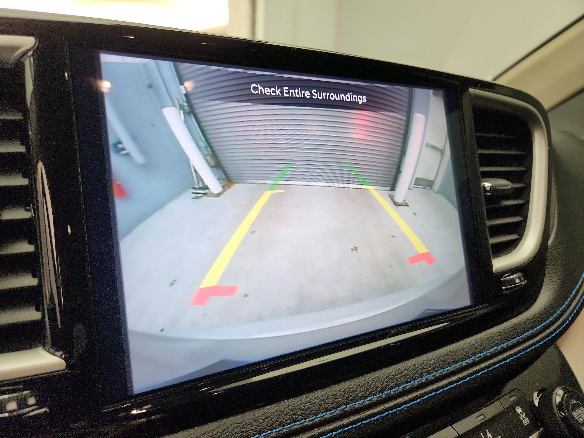 Thumbnail: 2021 Chrysler Pacifica - 14