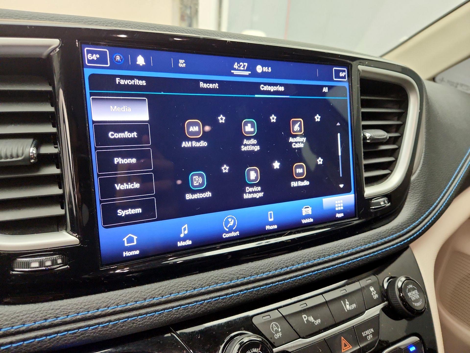 Thumbnail: 2021 Chrysler Pacifica - 15