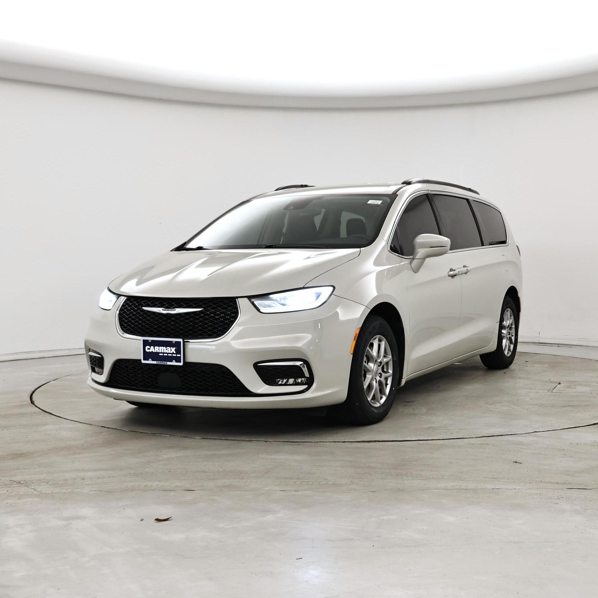 Thumbnail: 2021 Chrysler Pacifica - 4