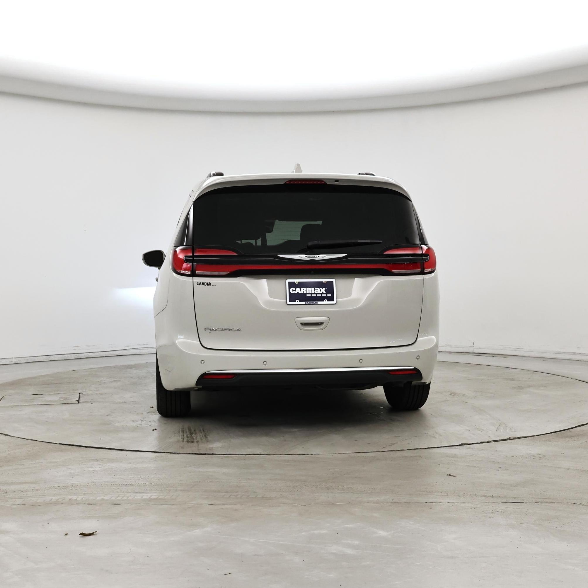 Thumbnail: 2021 Chrysler Pacifica - 6