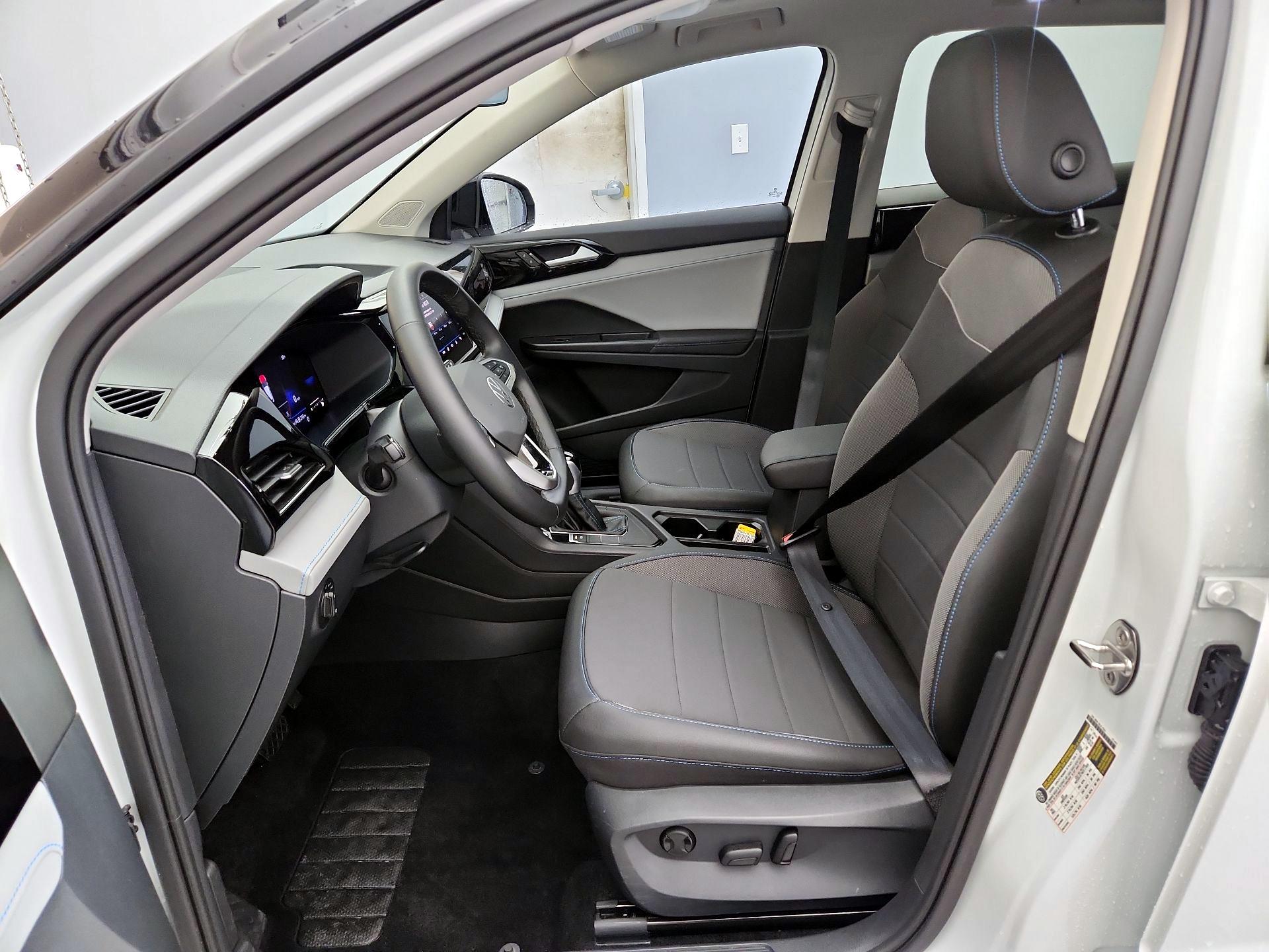 Thumbnail: 2024 Volkswagen Taos - 11