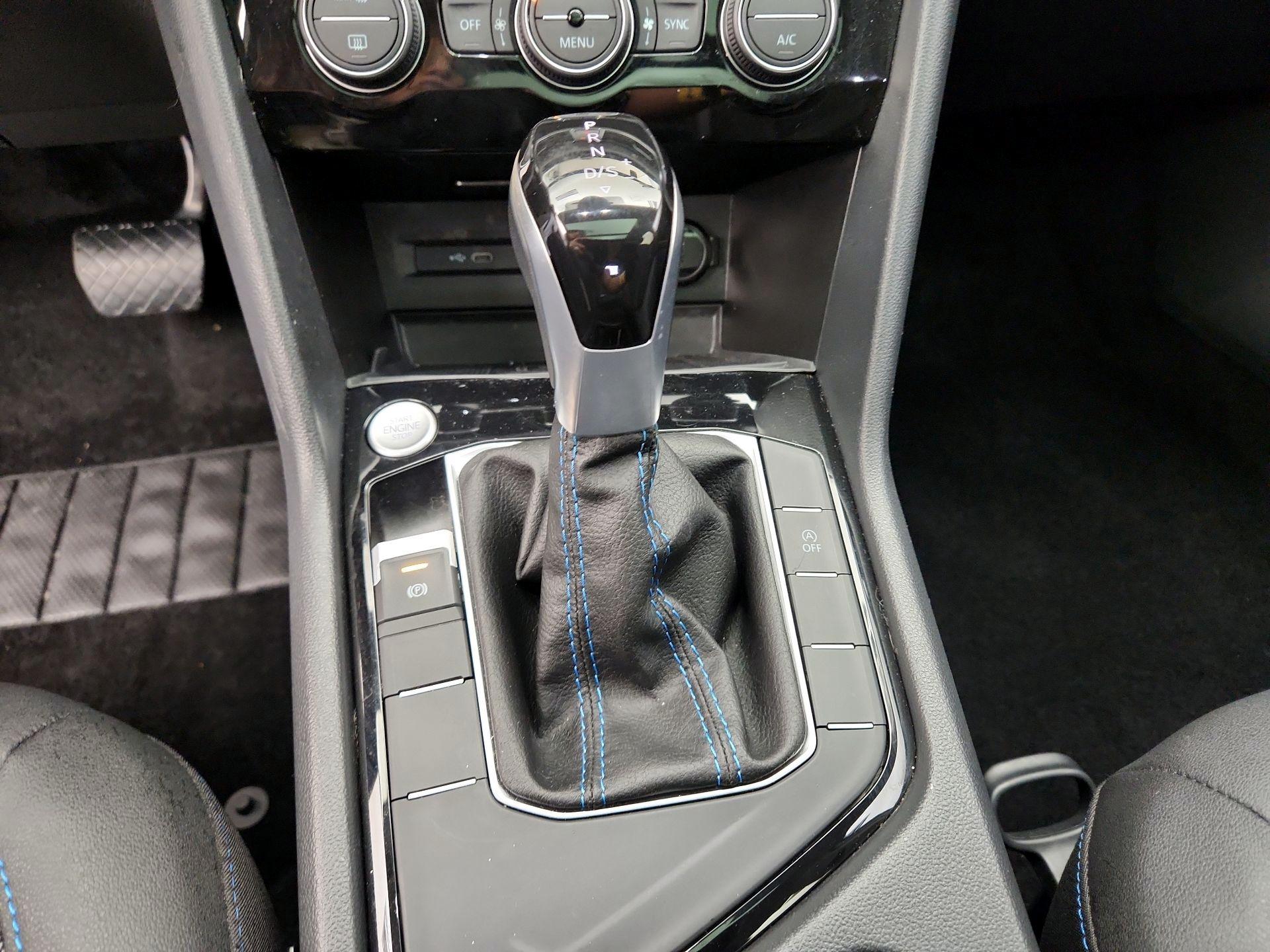 Thumbnail: 2024 Volkswagen Taos - 17