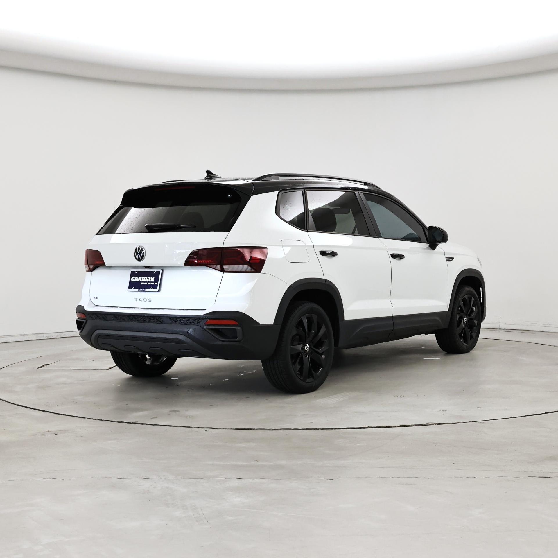 Thumbnail: 2024 Volkswagen Taos - 8