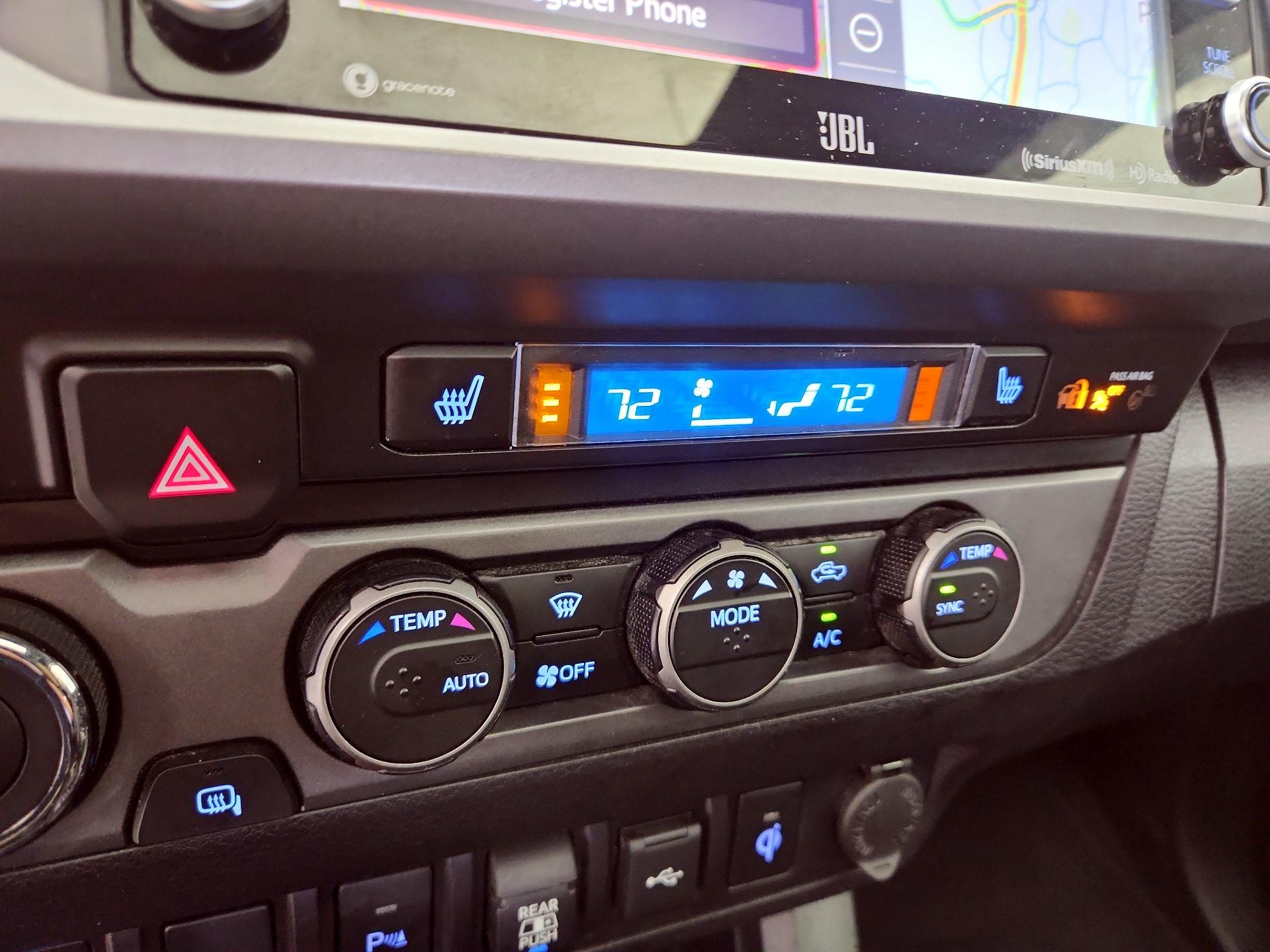 Thumbnail: 2022 Toyota Tacoma - 17