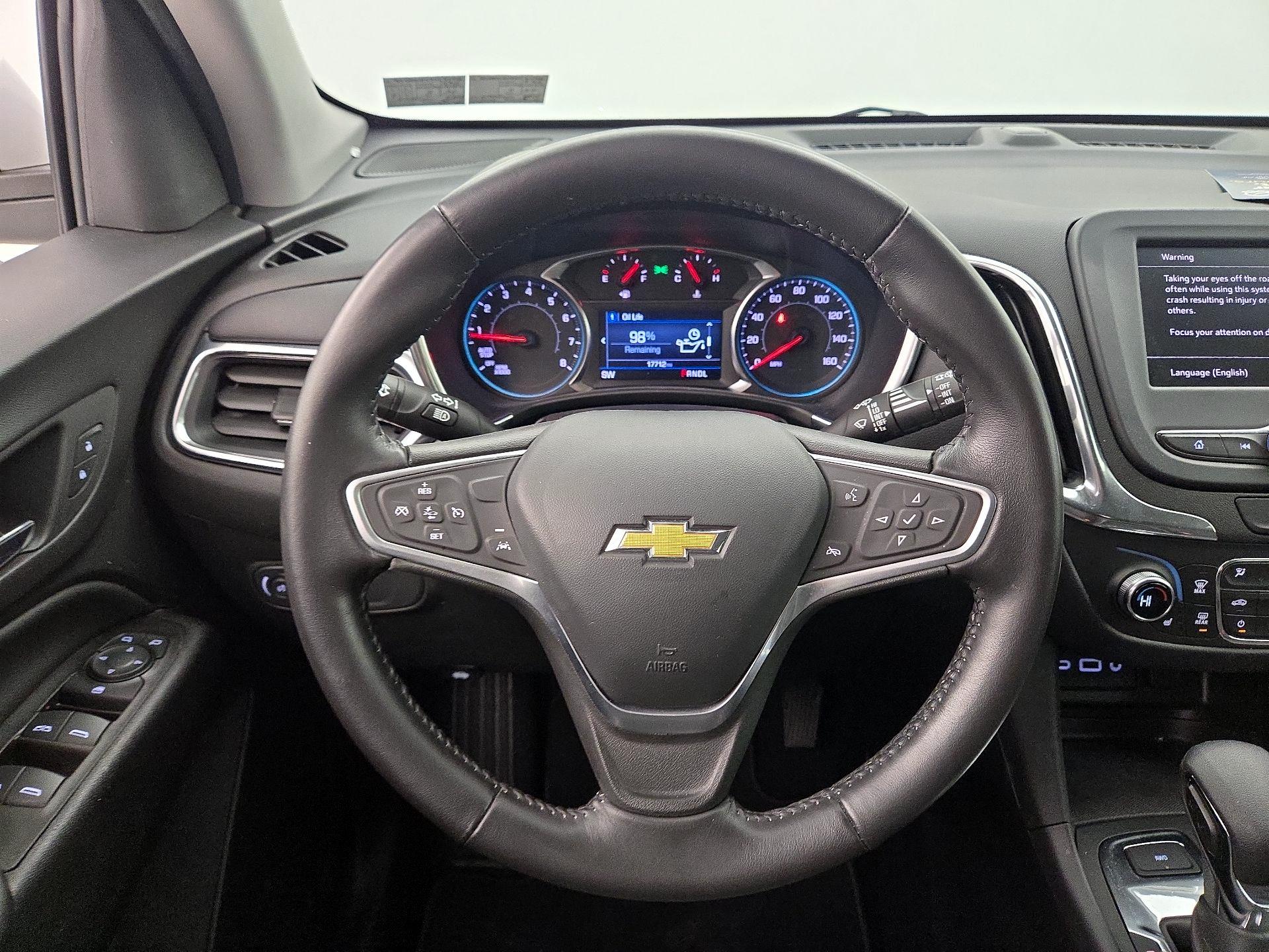 Thumbnail: 2022 Chevrolet Equinox - 10