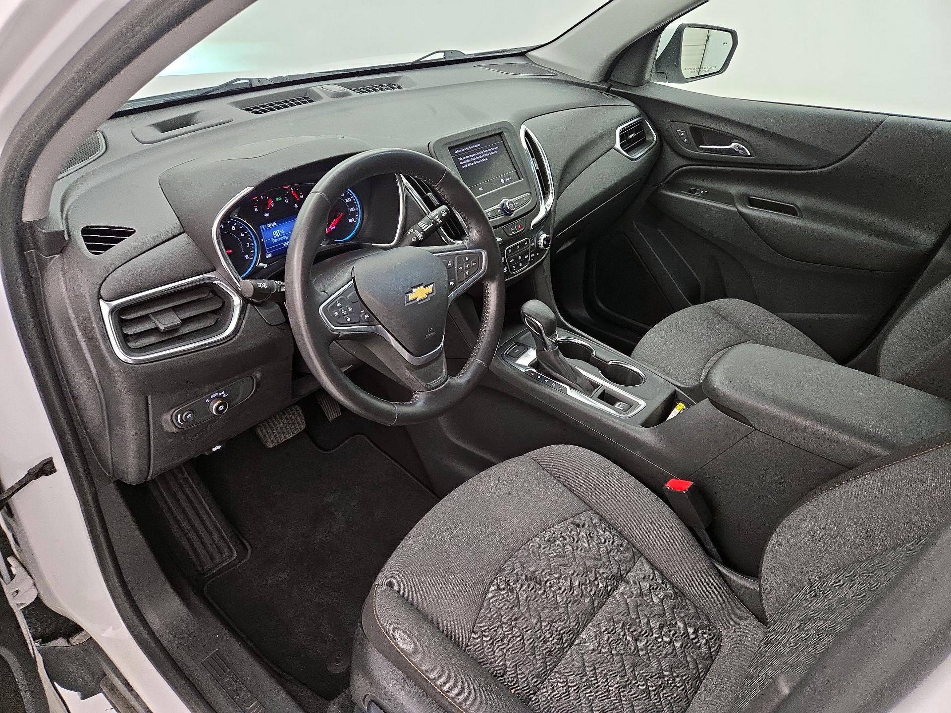 Thumbnail: 2022 Chevrolet Equinox - 11