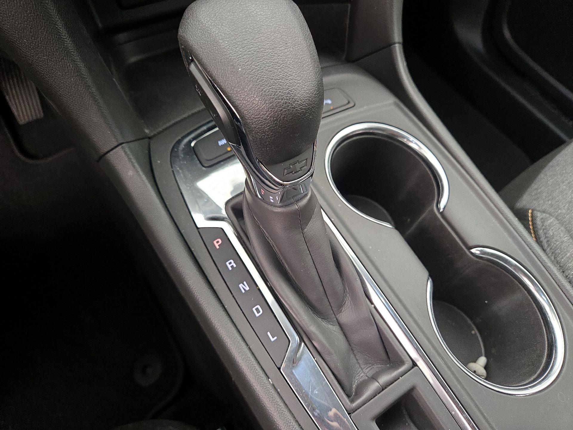 Thumbnail: 2022 Chevrolet Equinox - 17