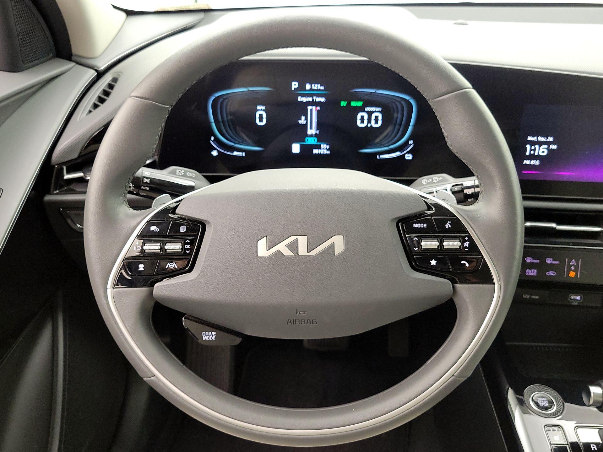 Thumbnail: 2023 Kia Niro - 10