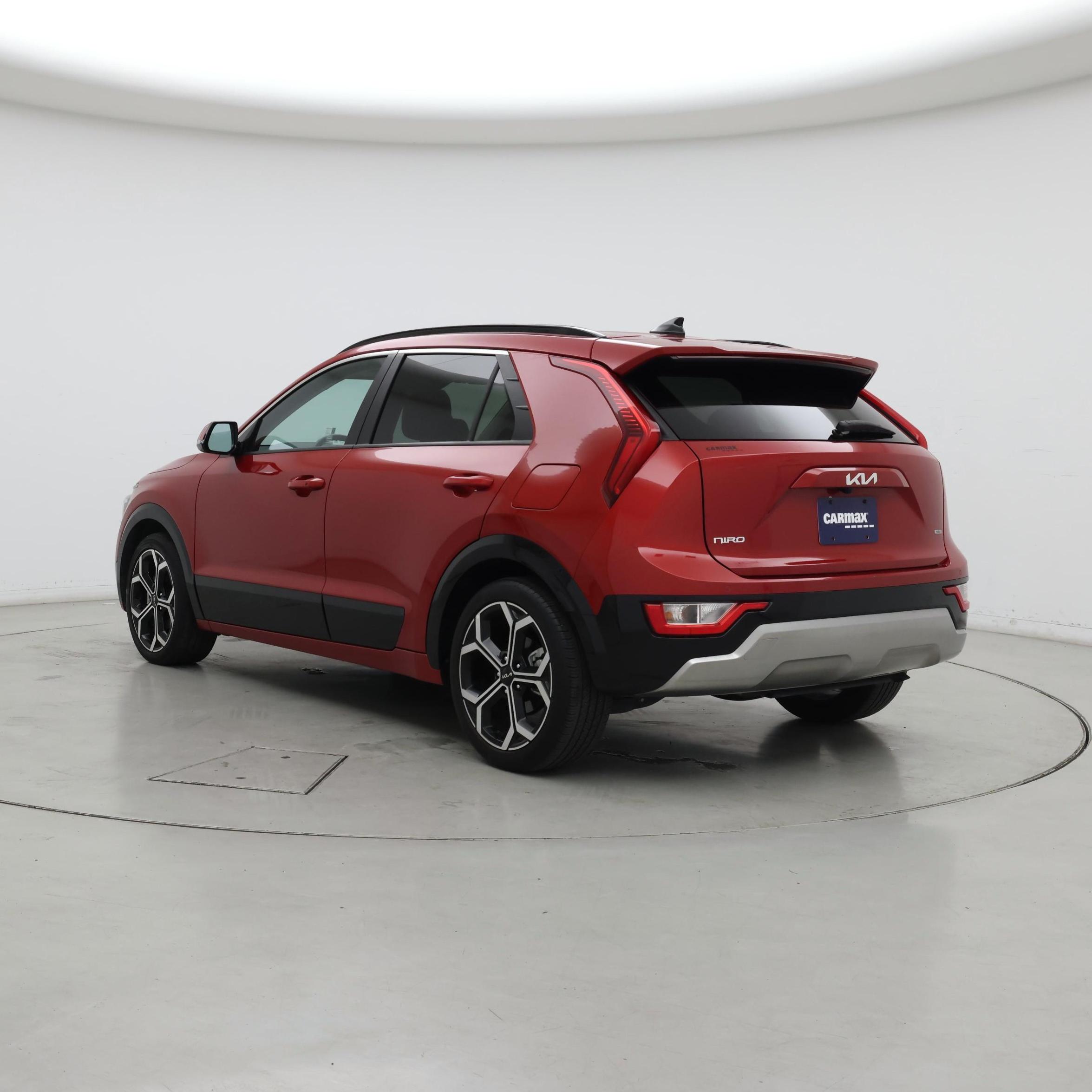 Thumbnail: 2023 Kia Niro - 2