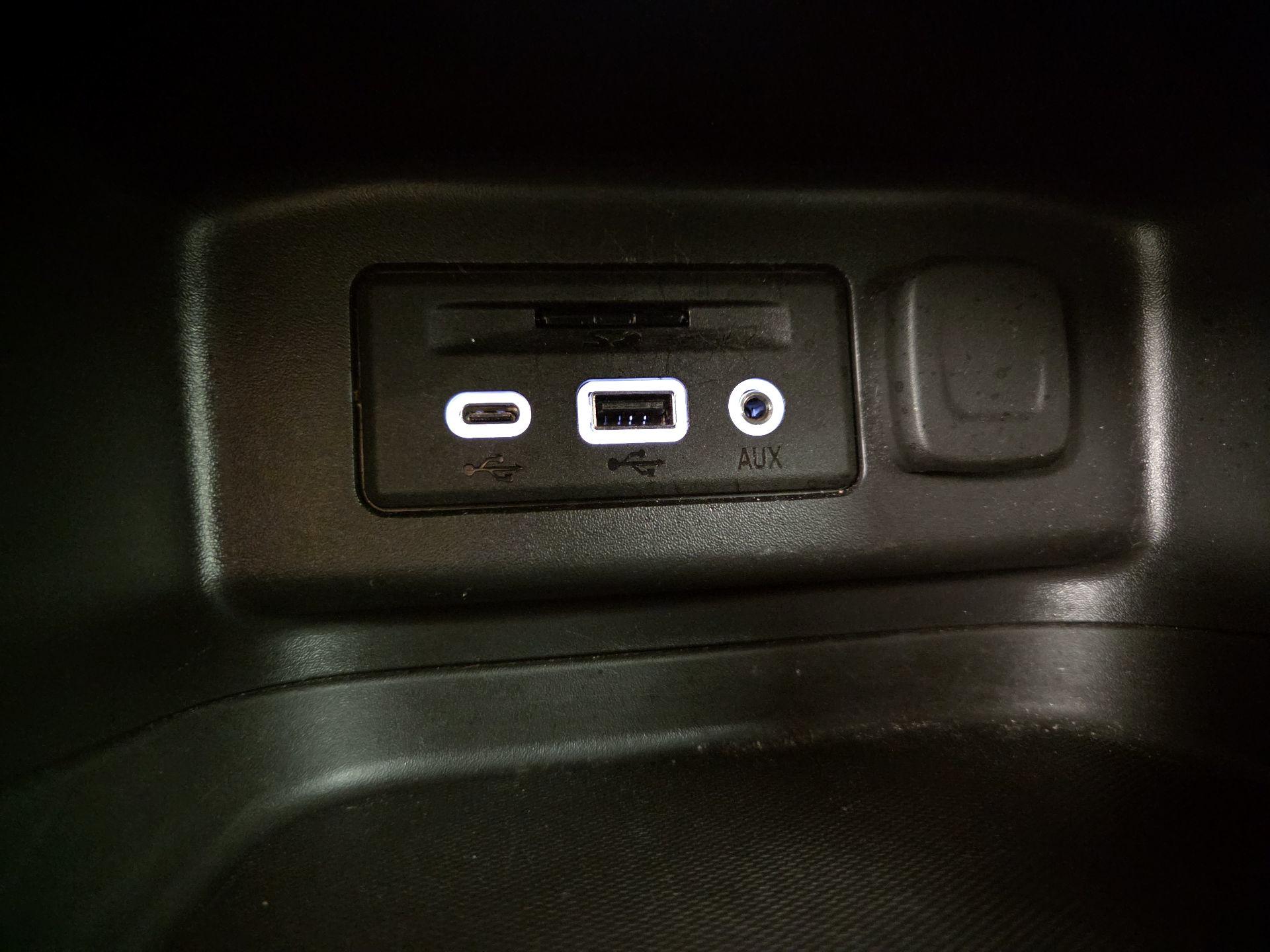 Thumbnail: 2022 Chevrolet Equinox - 19