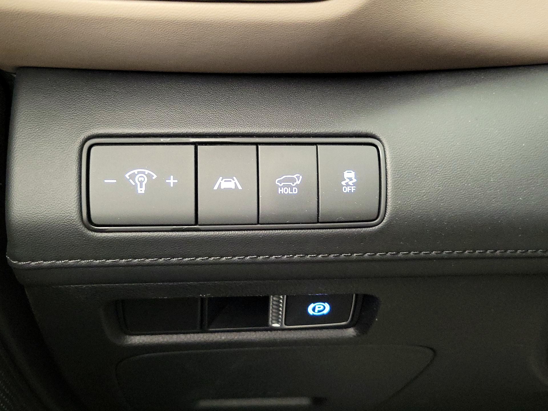 Thumbnail: 2023 Hyundai Santa Fe - 13