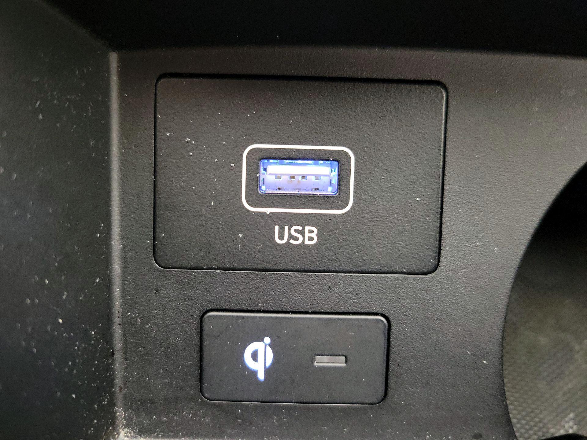 Thumbnail: 2023 Hyundai Santa Fe - 19