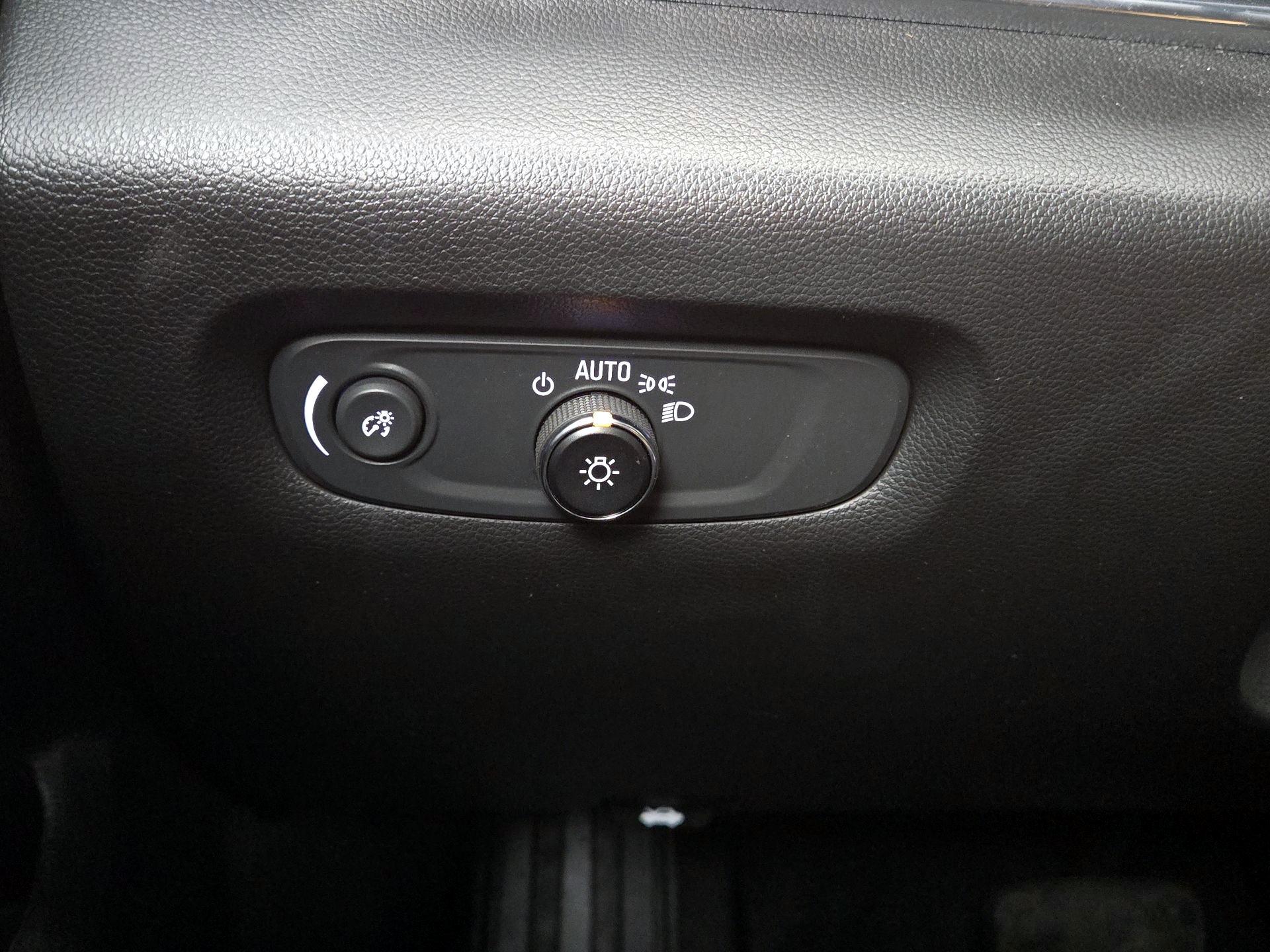 Thumbnail: 2023 Chevrolet Traverse - 13