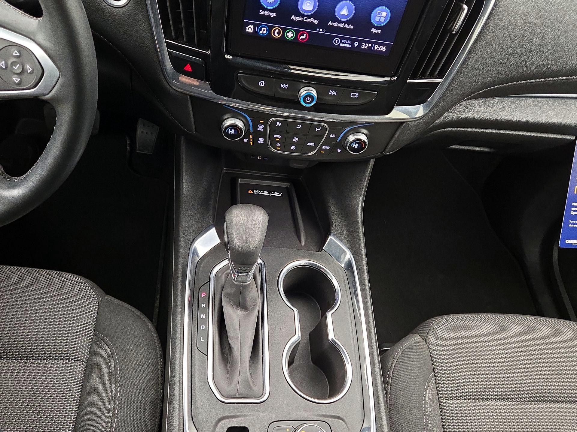 Thumbnail: 2023 Chevrolet Traverse - 17