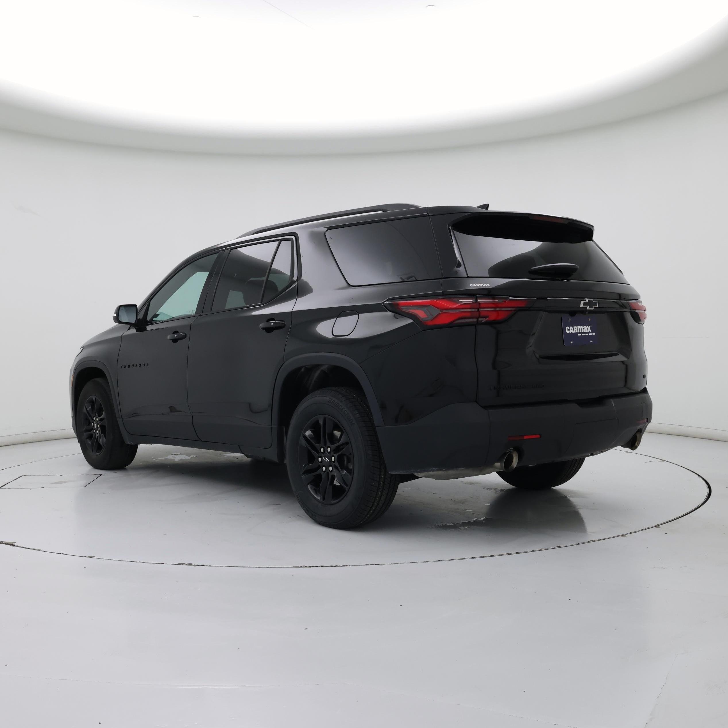 Thumbnail: 2023 Chevrolet Traverse - 2