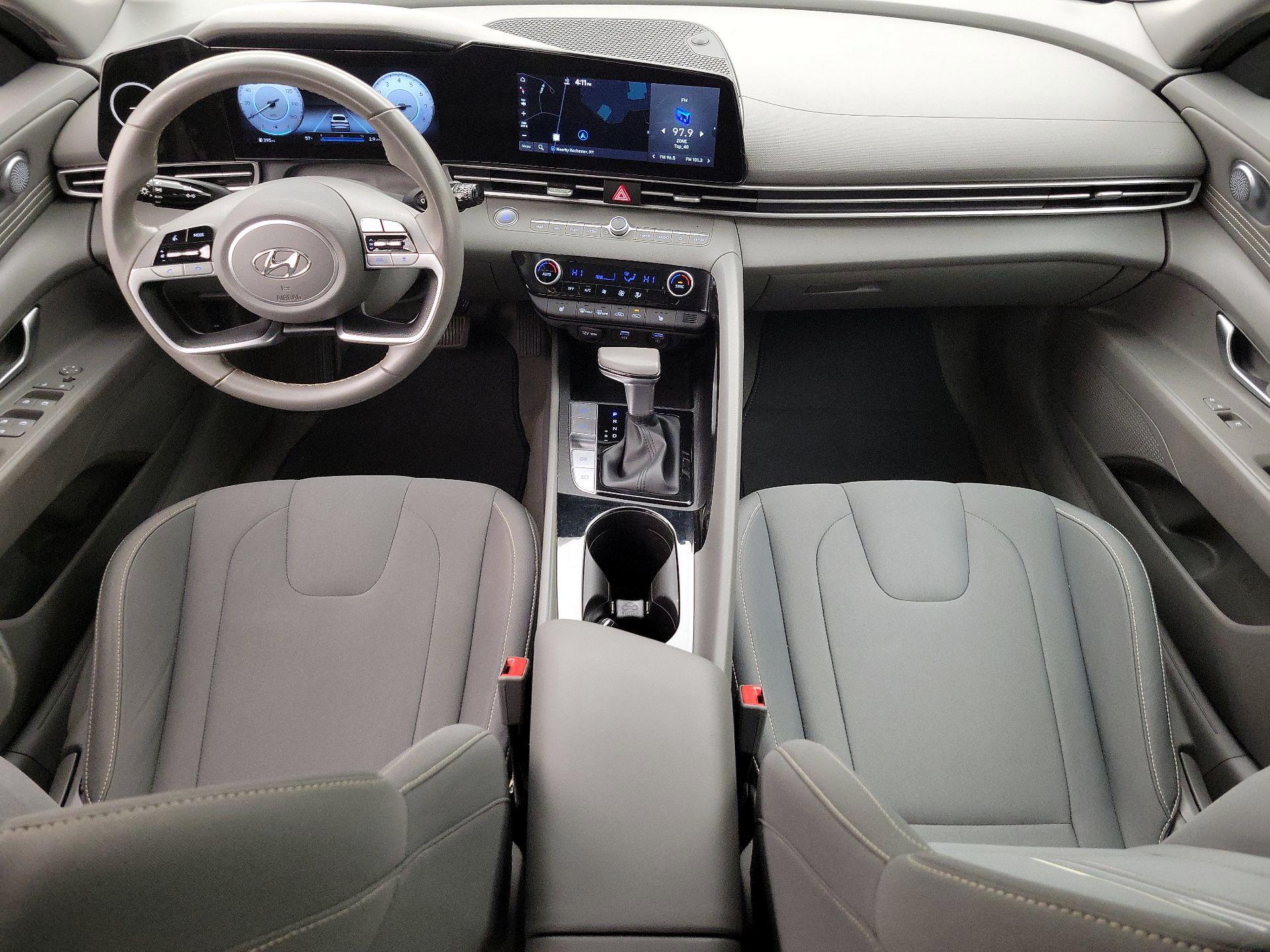 Thumbnail: 2023 Hyundai Elantra - 9