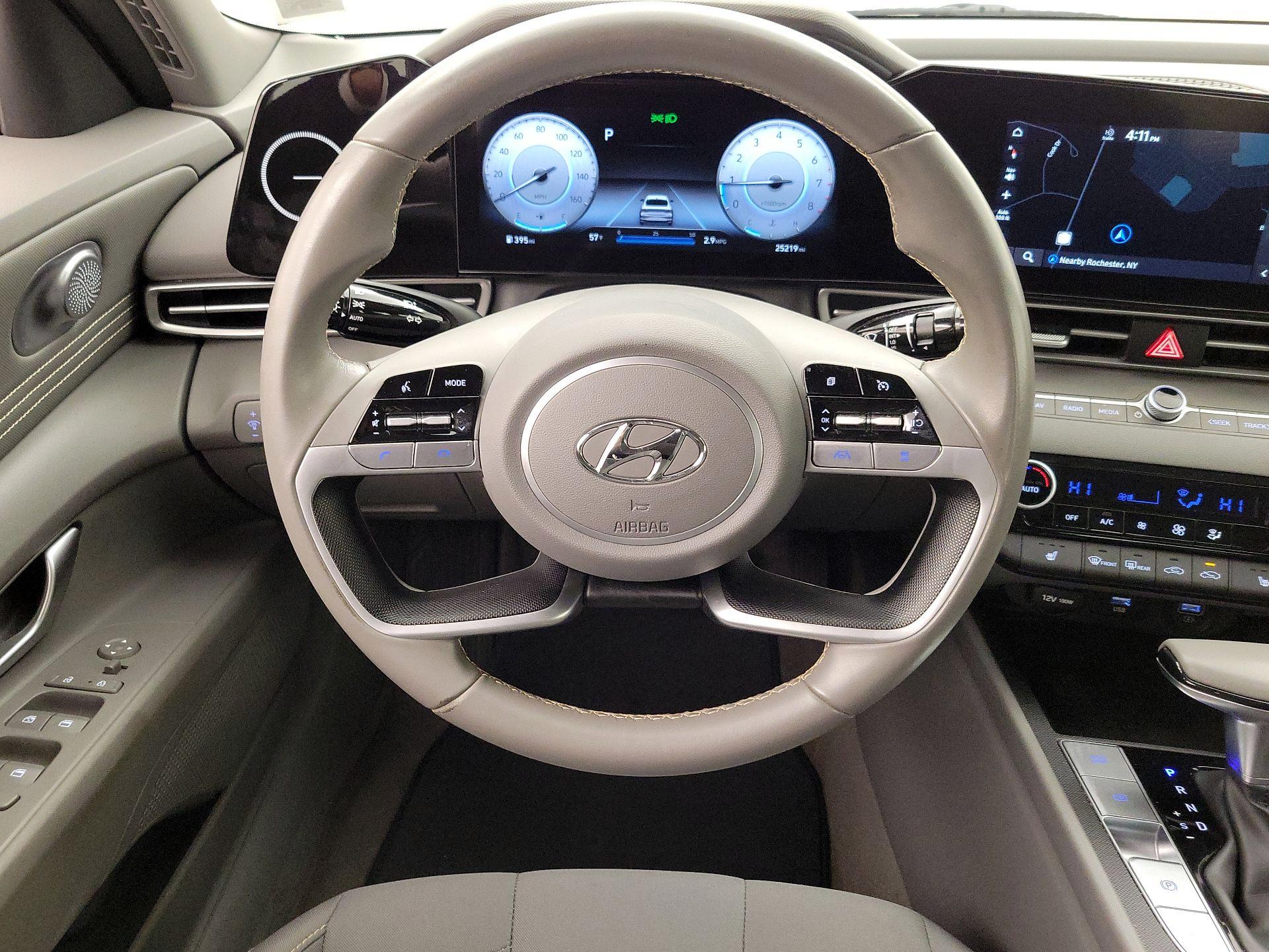 Thumbnail: 2023 Hyundai Elantra - 10