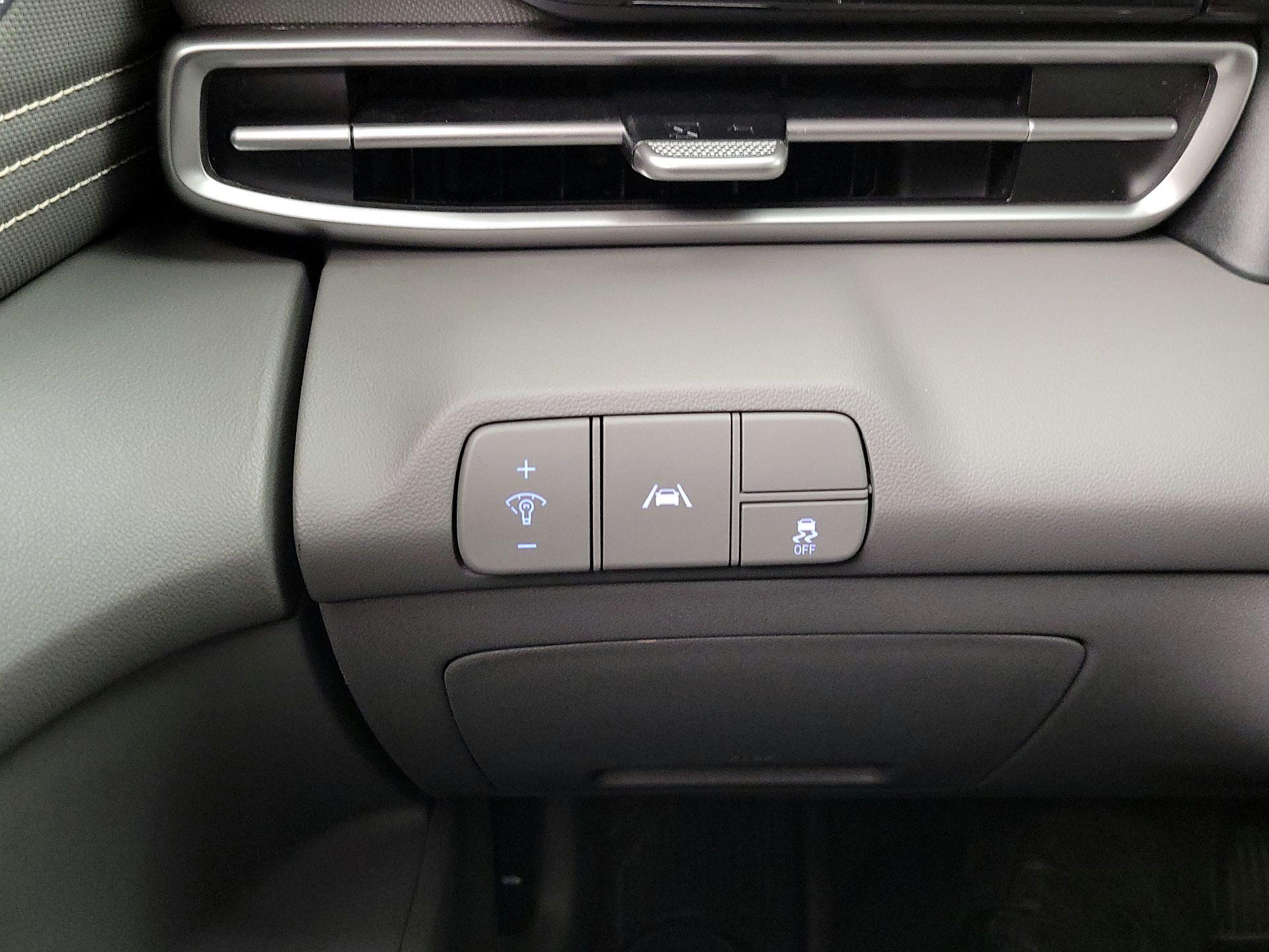 Thumbnail: 2023 Hyundai Elantra - 13