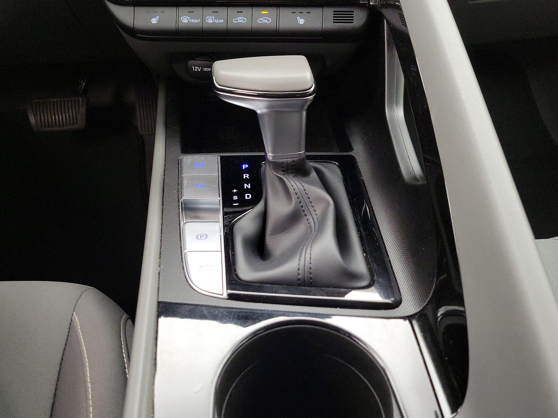 Thumbnail: 2023 Hyundai Elantra - 18