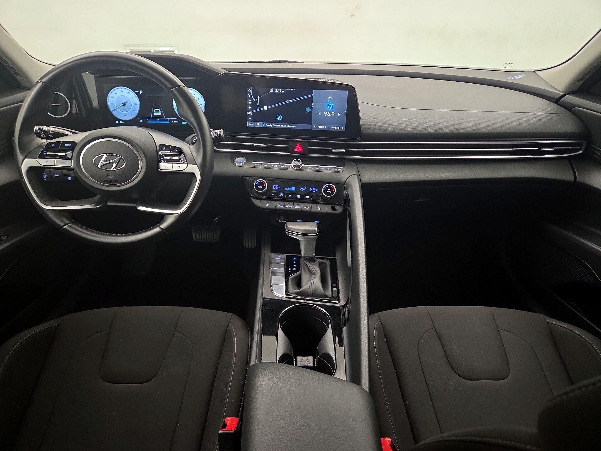 Thumbnail: 2023 Hyundai Elantra - 9