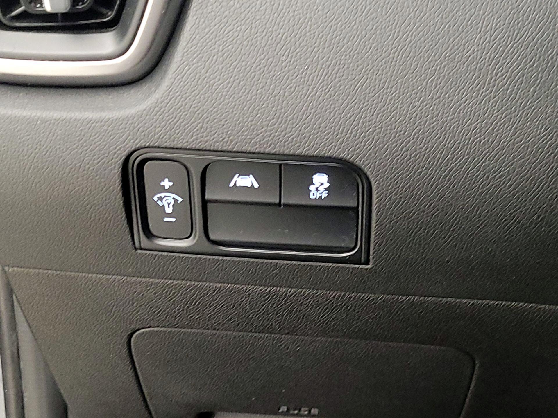 Thumbnail: 2023 Kia Sorento - 13