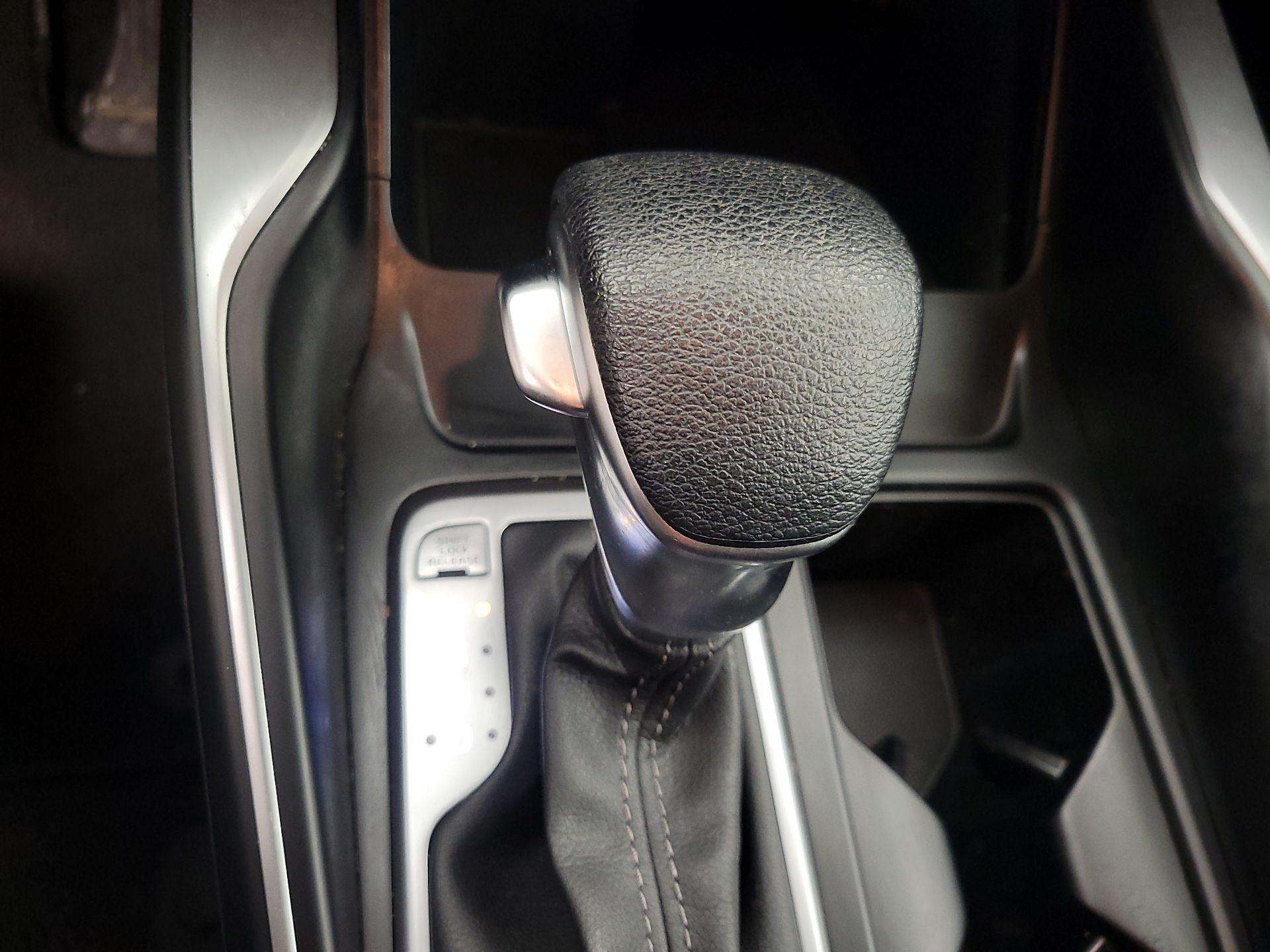 Thumbnail: 2023 Kia Sorento - 17