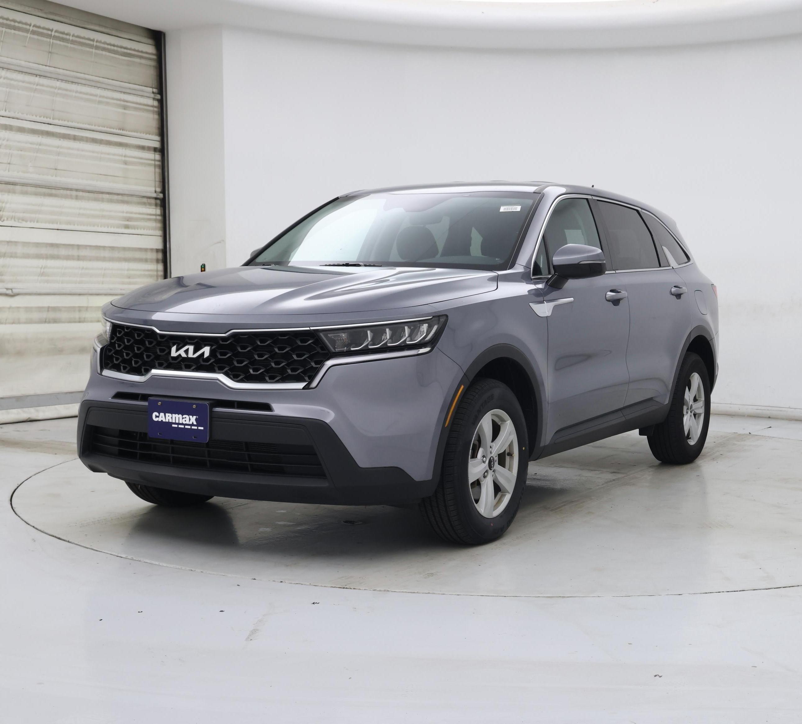 Thumbnail: 2023 Kia Sorento - 4