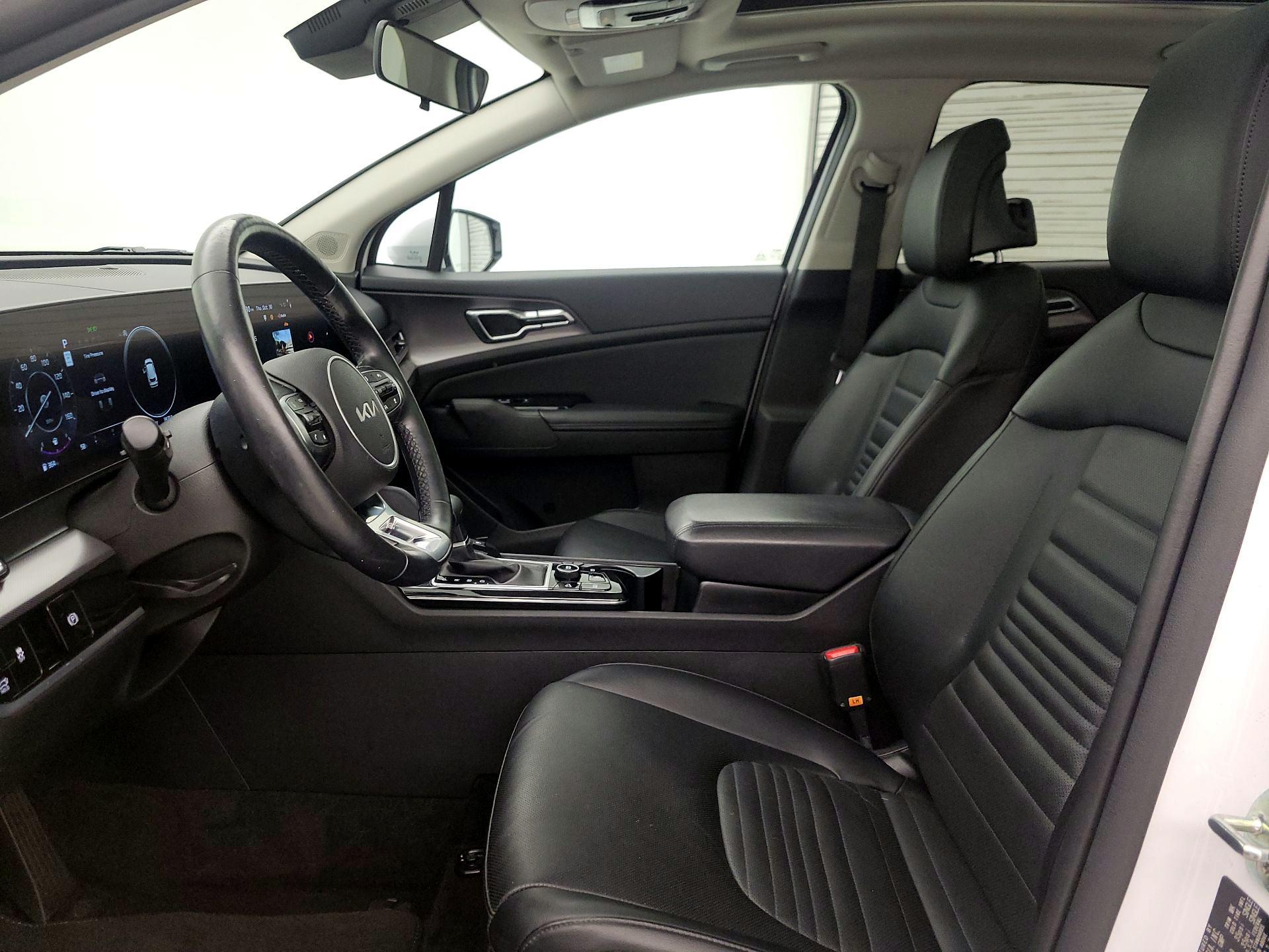 Thumbnail: 2023 Kia Sportage - 11