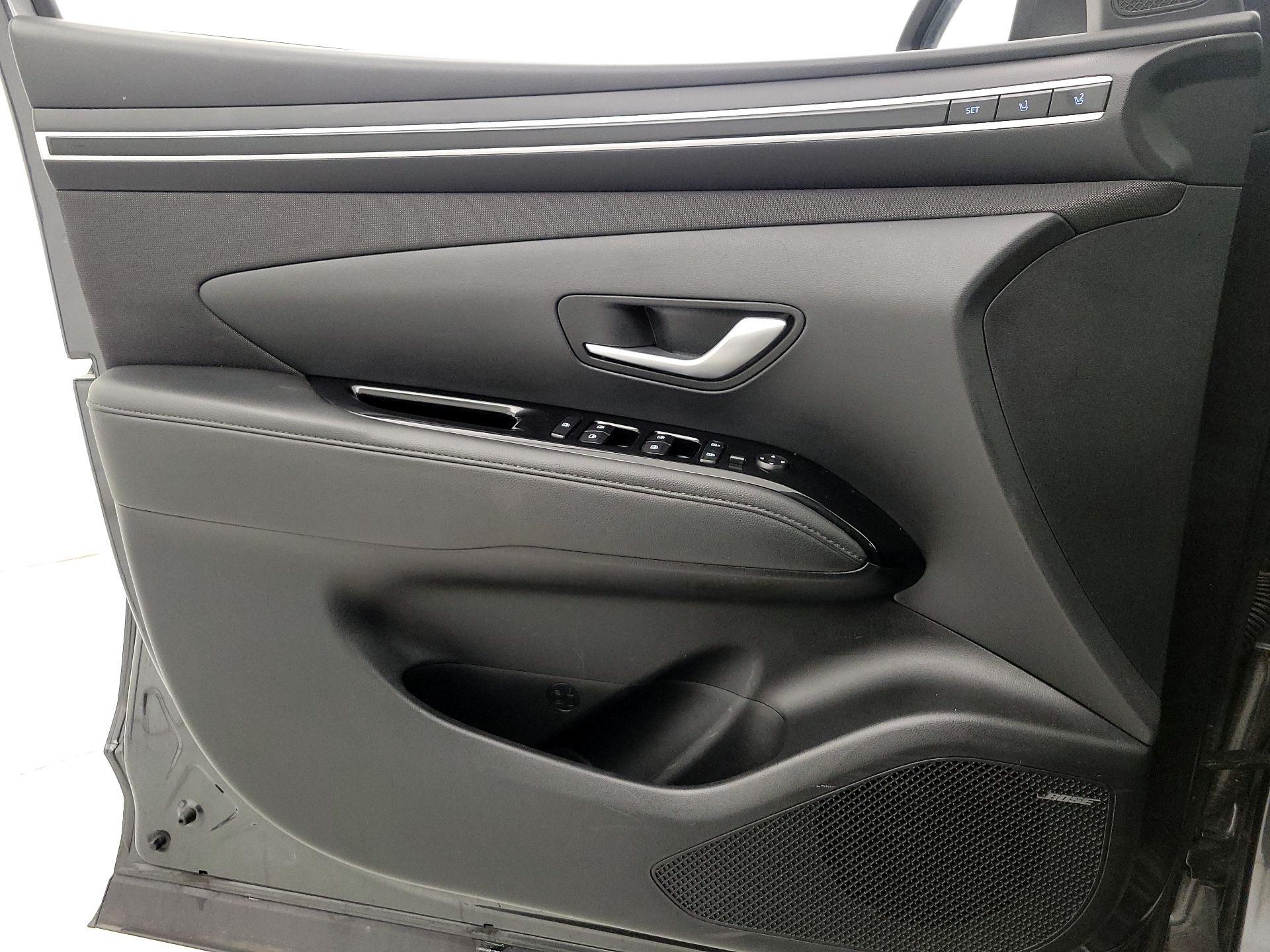 Thumbnail: 2022 Hyundai Tucson - 12