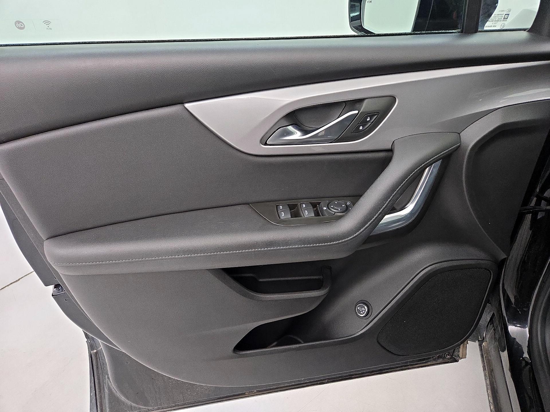 Thumbnail: 2022 Chevrolet Blazer - 12