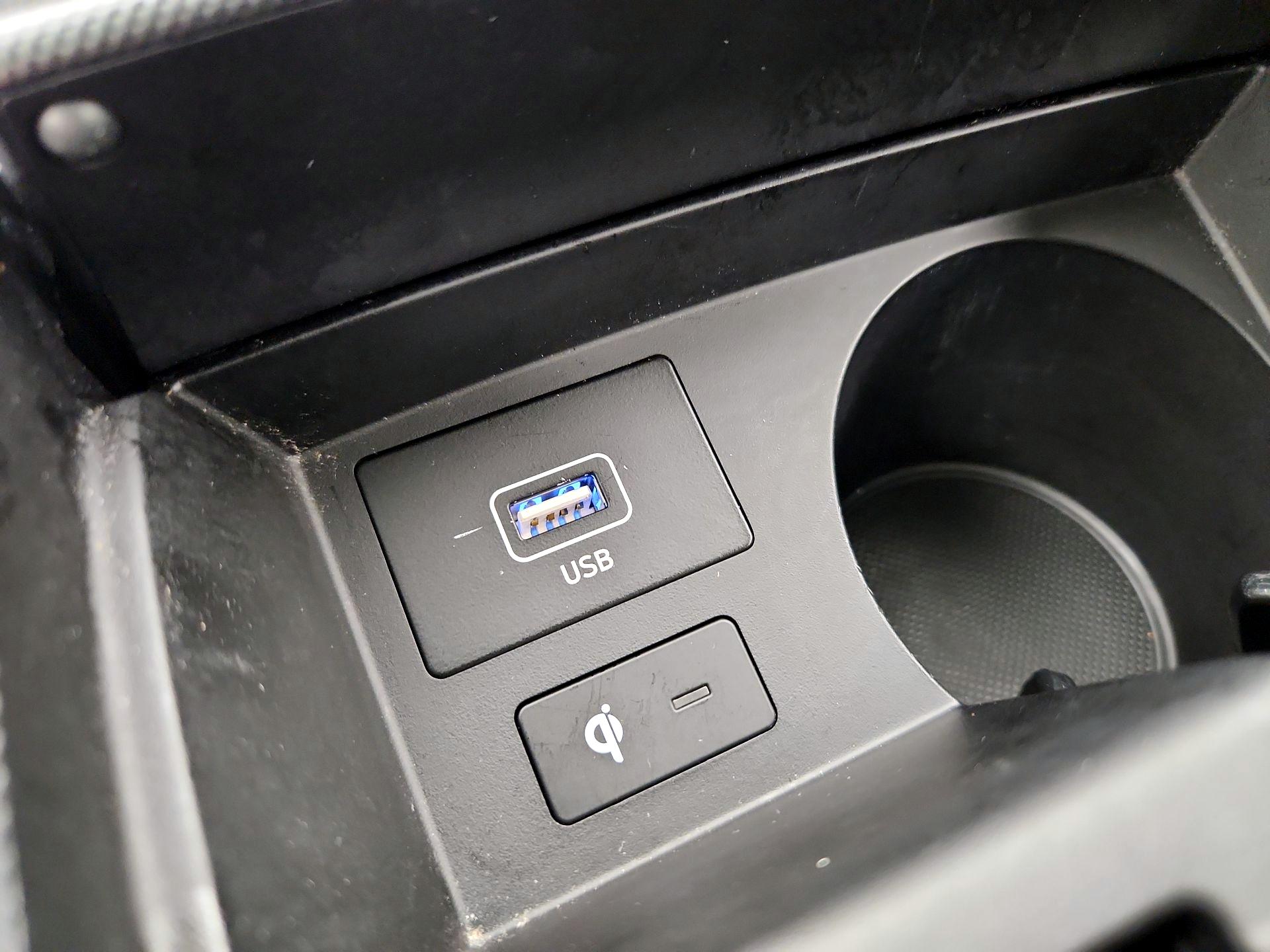 Thumbnail: 2022 Hyundai Santa Fe - 19