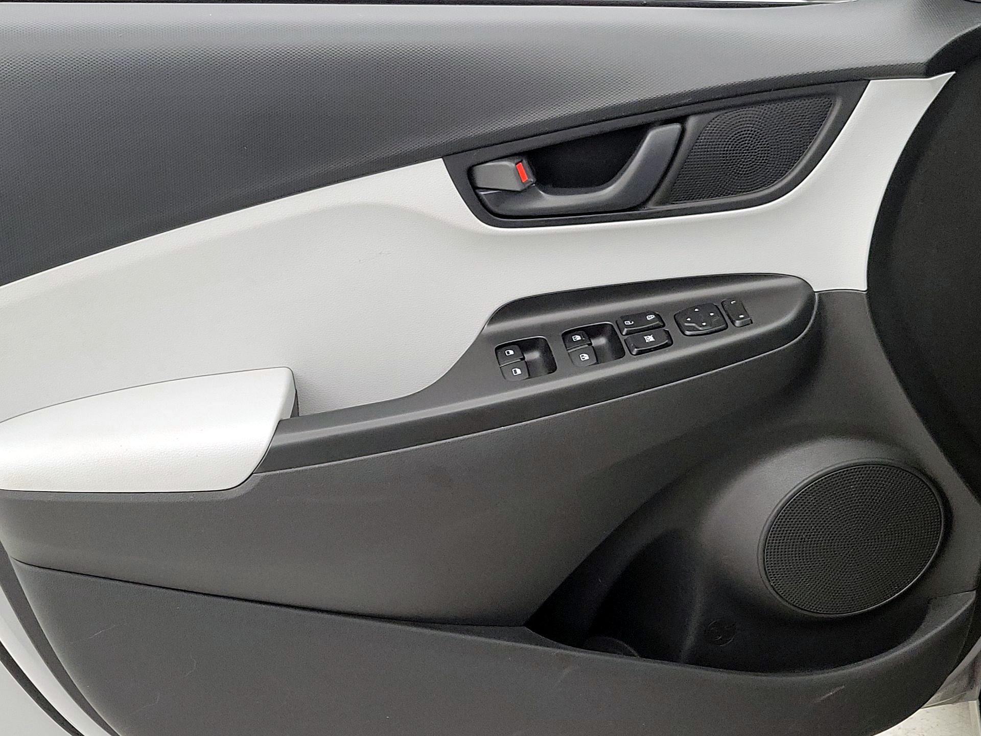 Thumbnail: 2023 Hyundai Kona - 12