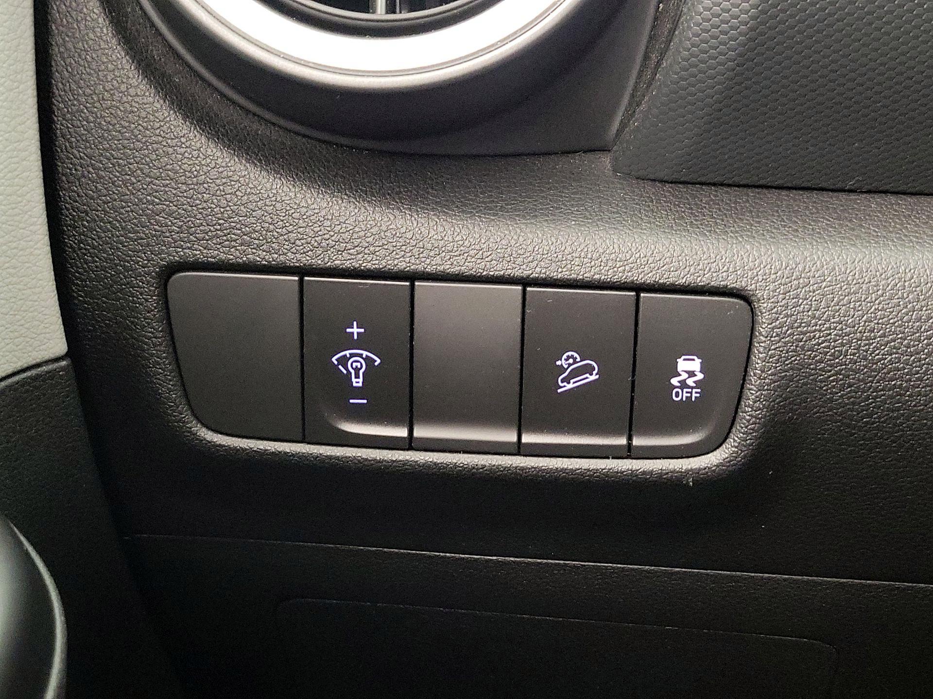 Thumbnail: 2023 Hyundai Kona - 13