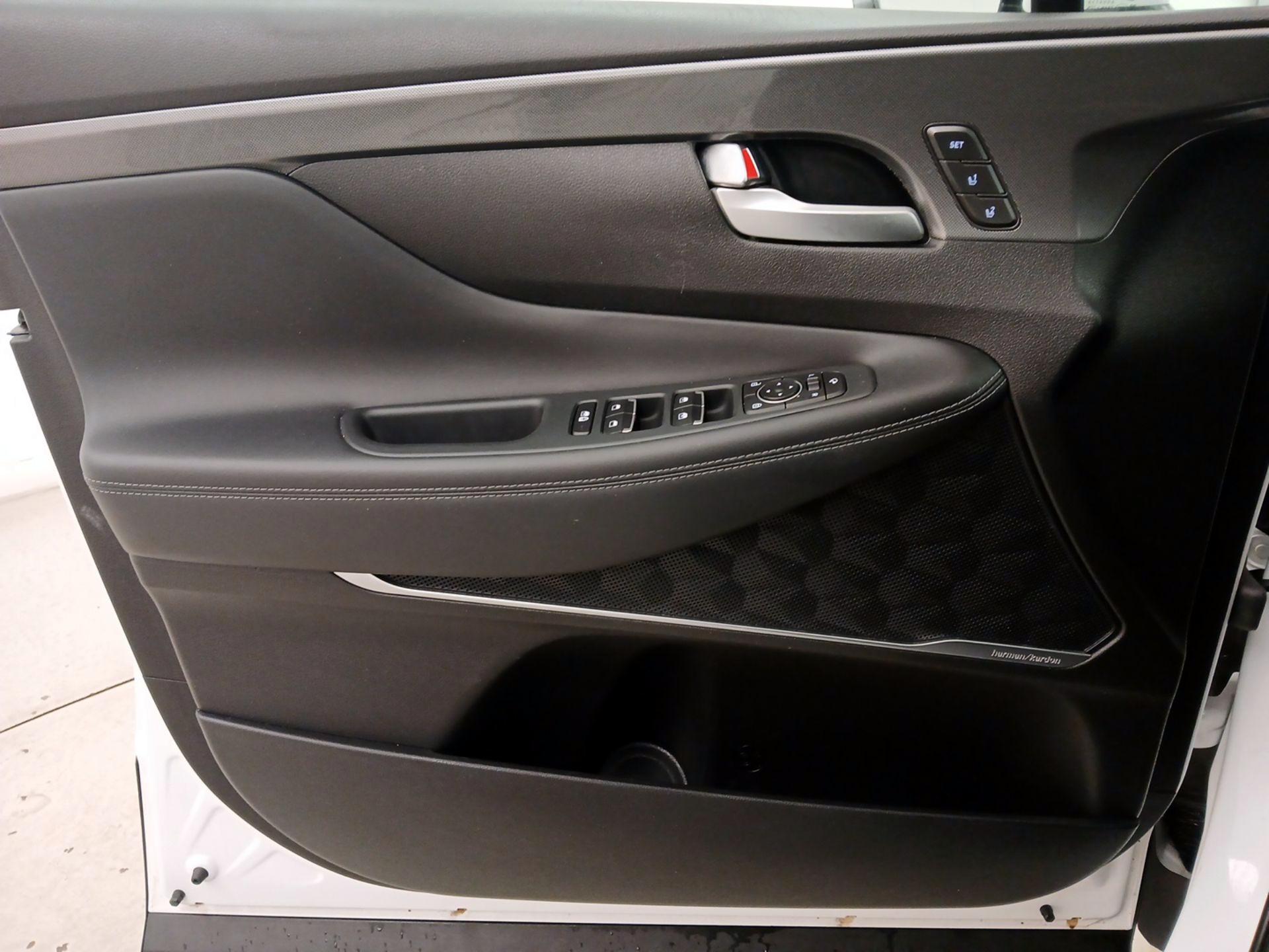 Thumbnail: 2023 Hyundai Santa Fe - 12