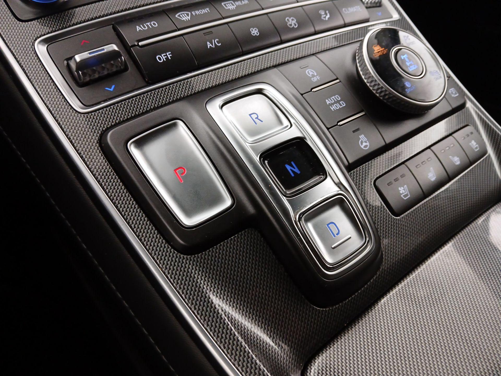 Thumbnail: 2023 Hyundai Santa Fe - 18