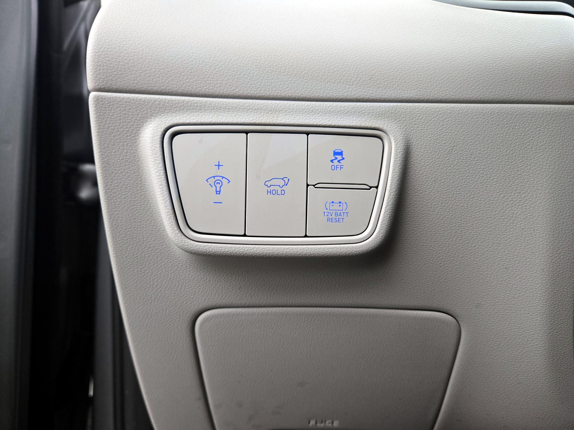 Thumbnail: 2022 Hyundai Tucson - 13