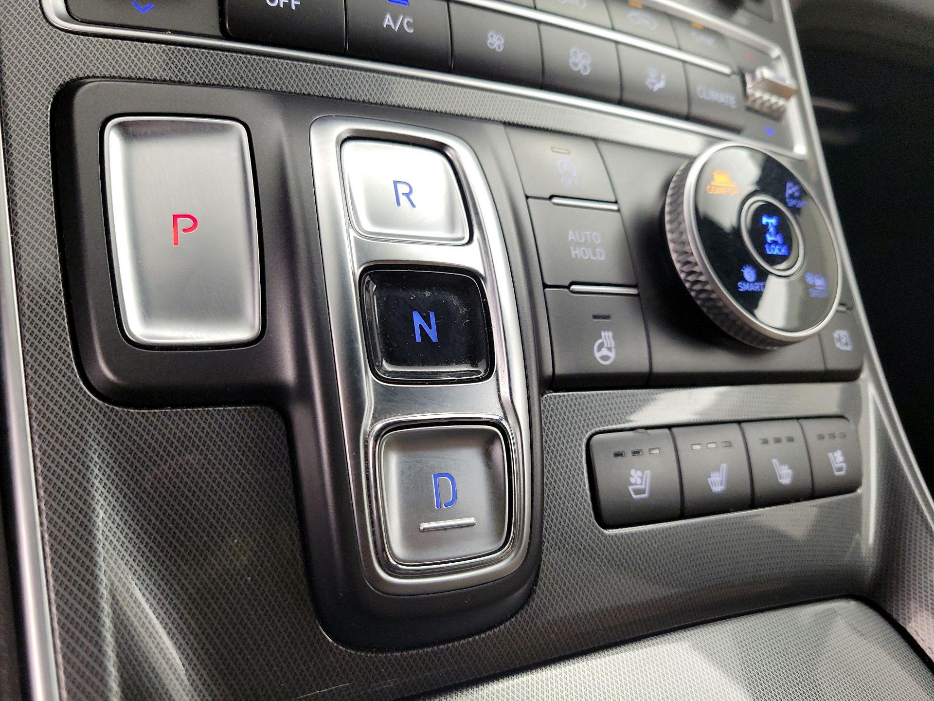 Thumbnail: 2023 Hyundai Santa Fe - 18