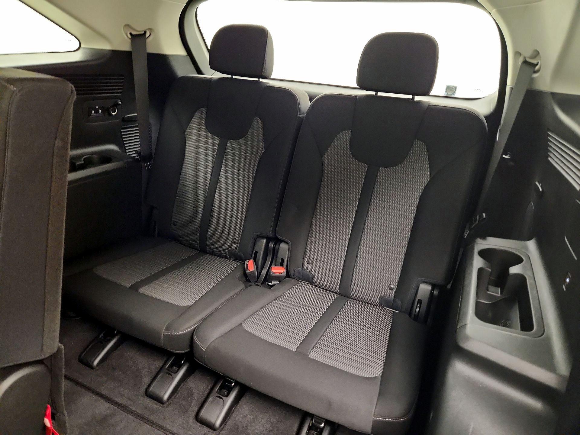 Thumbnail: 2023 Kia Sorento - 20