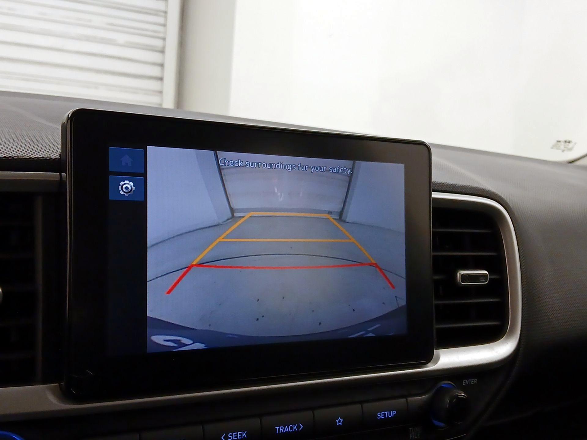 Thumbnail: 2023 Hyundai Venue - 14