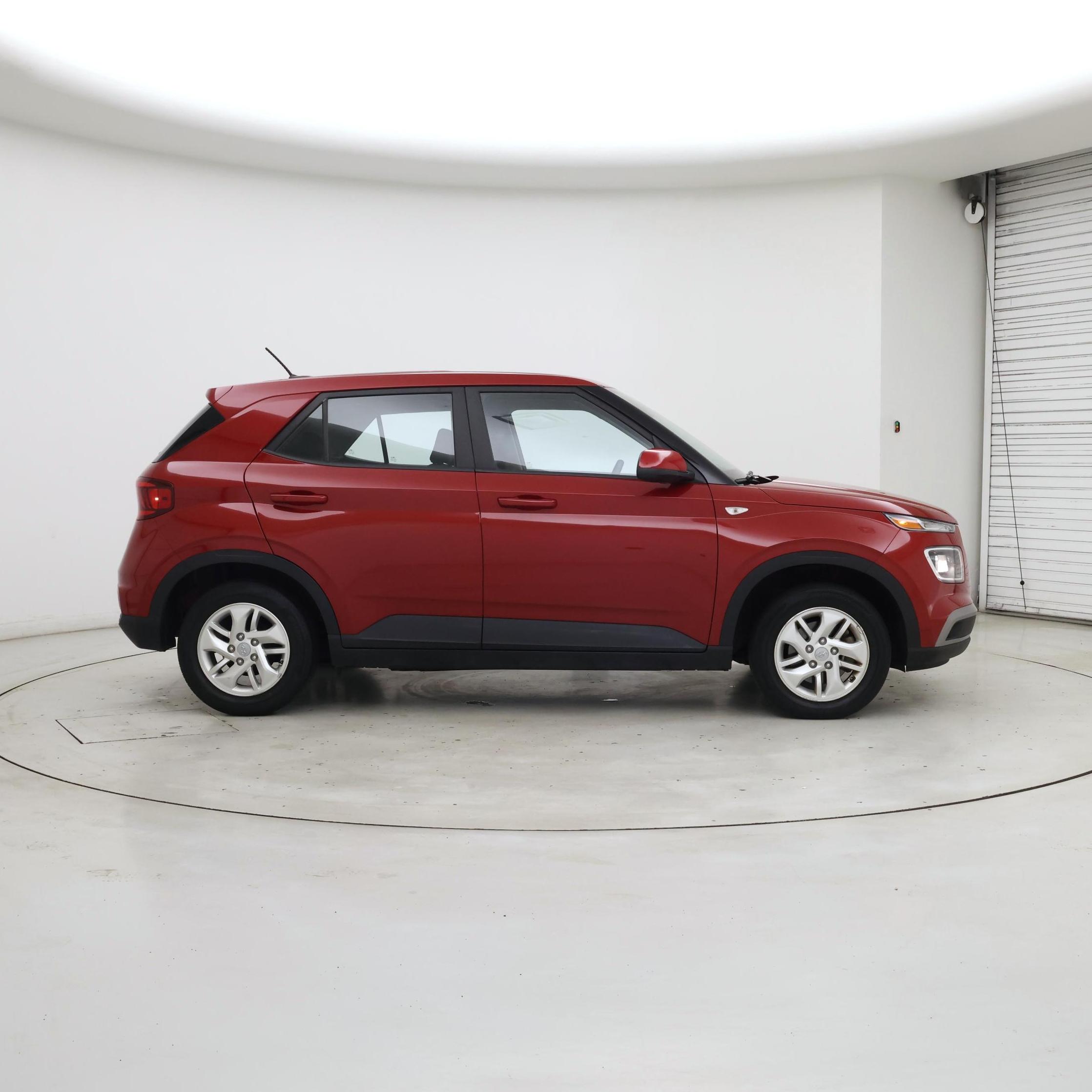 Thumbnail: 2023 Hyundai Venue - 7